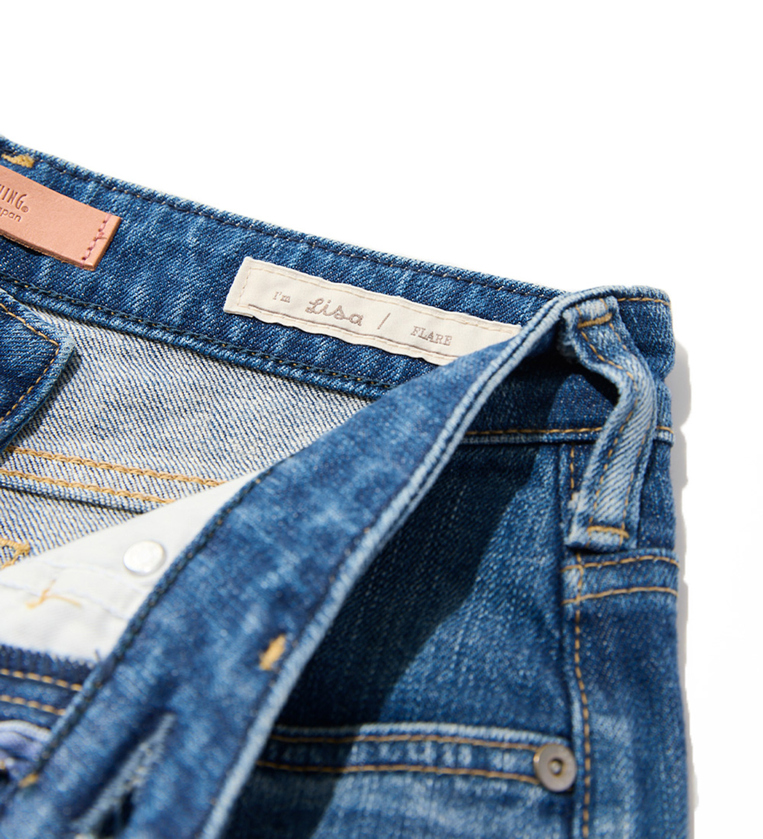 SOMETHING(サムシング)のSOMETHING LISA NOUVEAU FLARE/フレアデニムパンツ|パンツ/デニム/ジーンズパンツ/レディース|中色ブルー