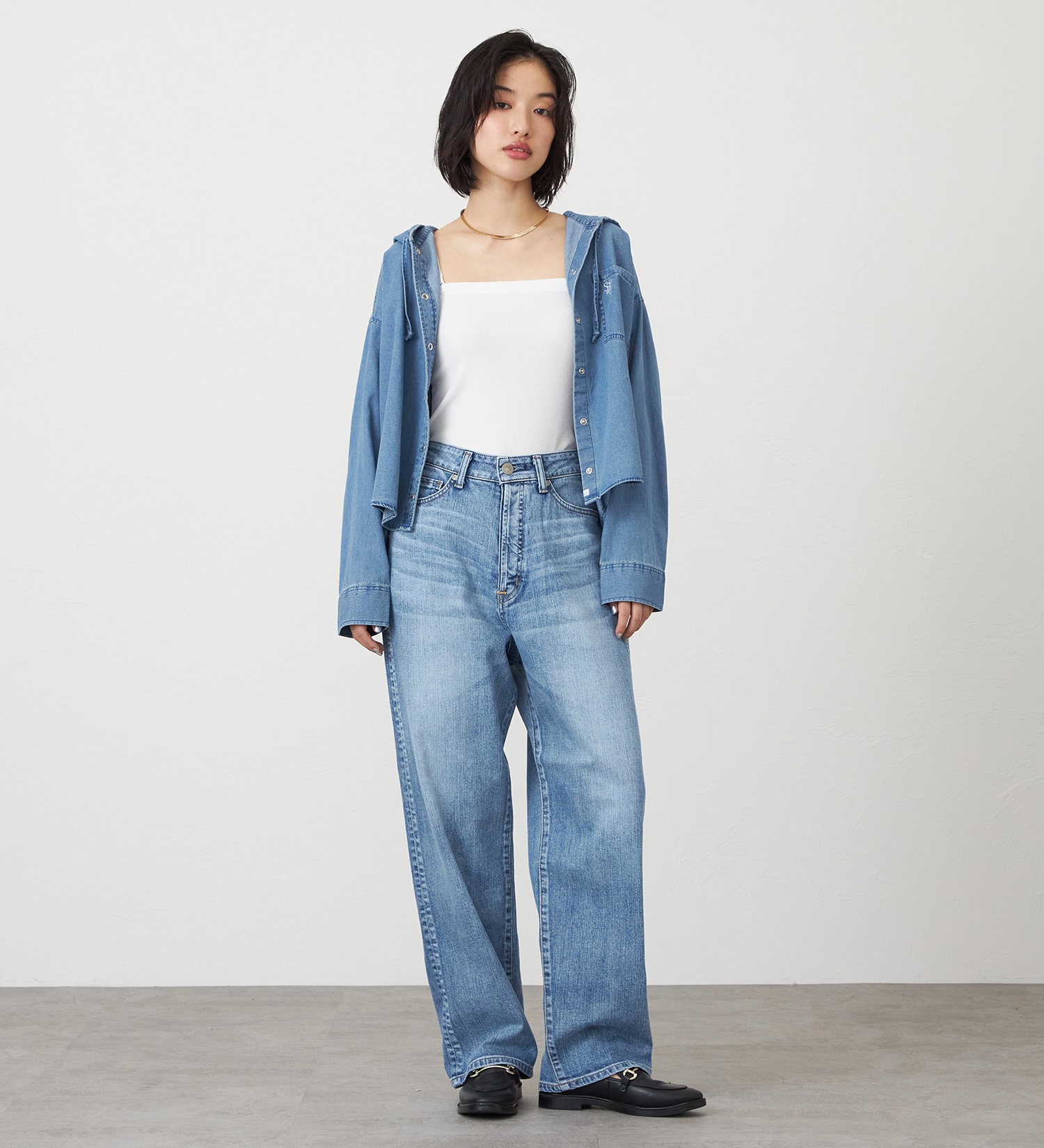 SOMETHING(サムシング)のSOMETHING  CLAUDIA NOUVEAU CURVE/カーブデニムパンツ|パンツ/デニム/ジーンズパンツ/レディース|淡色ブルー