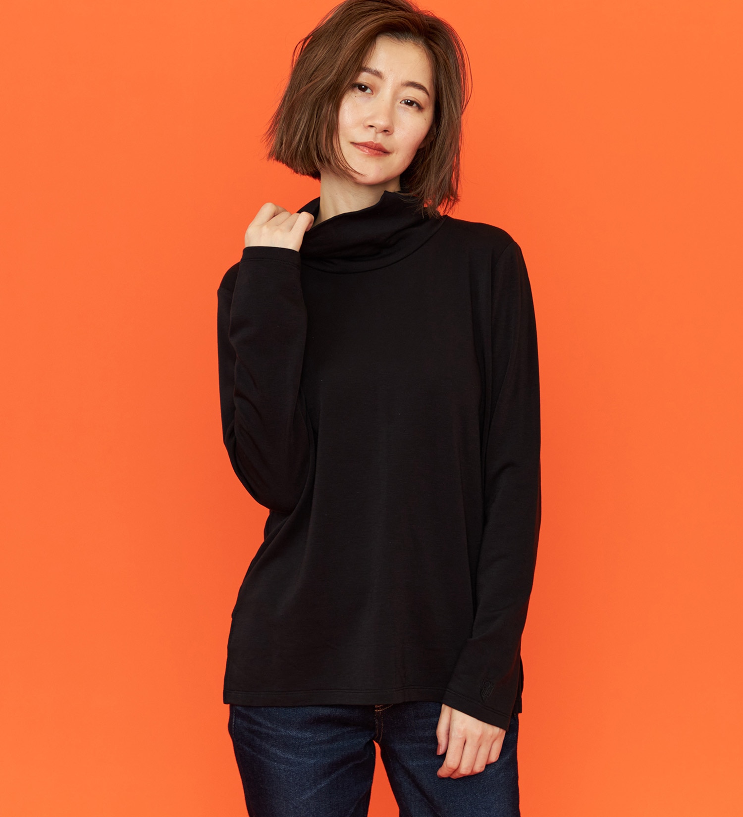 SOMETHING(サムシング)のSOMETHING BODYFIREタートルネックカットソー【暖】|トップス/Tシャツ/カットソー/レディース|ブラック