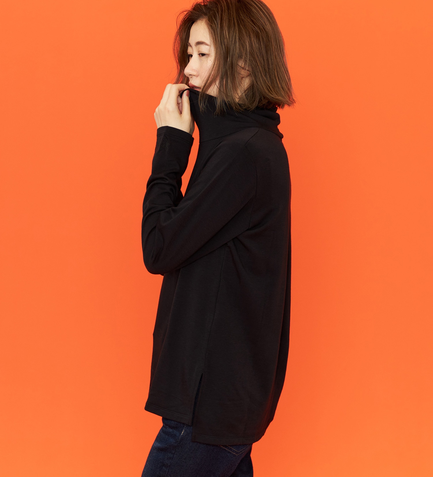 SOMETHING(サムシング)のSOMETHING BODYFIREタートルネックカットソー【暖】|トップス/Tシャツ/カットソー/レディース|ブラック