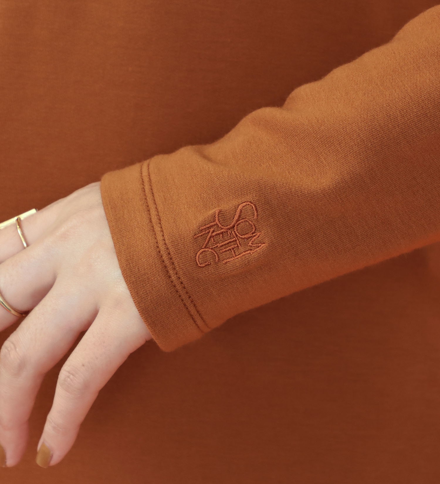 SOMETHING(サムシング)のSOMETHING BODY FIRE タートルネックカットソー【長袖】|トップス/Tシャツ/カットソー/レディース|オレンジ