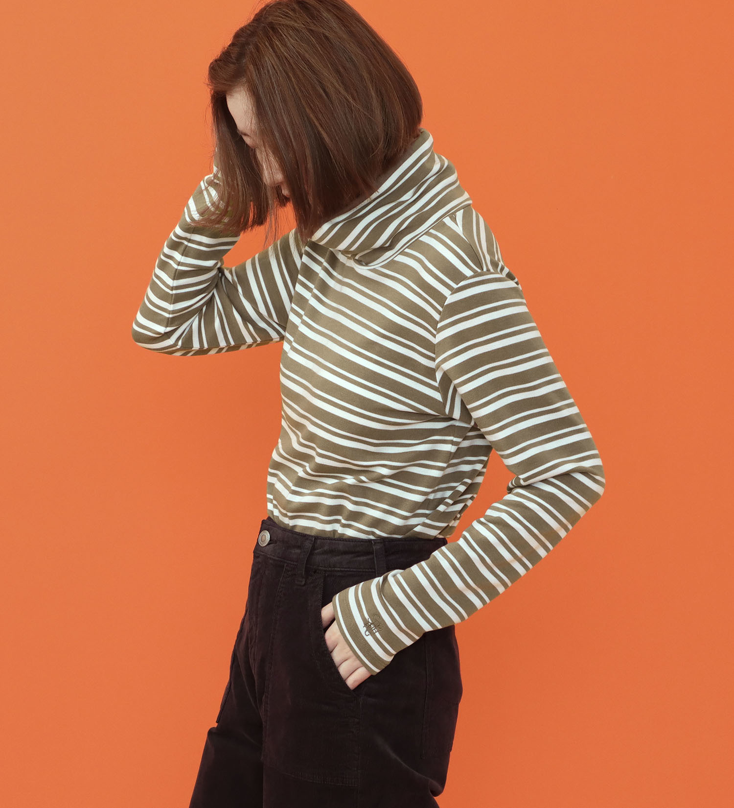 SOMETHING(サムシング)のSOMETHING BODY FIRE タートルネックカットソー【長袖】|トップス/Tシャツ/カットソー/レディース|ライトカーキ