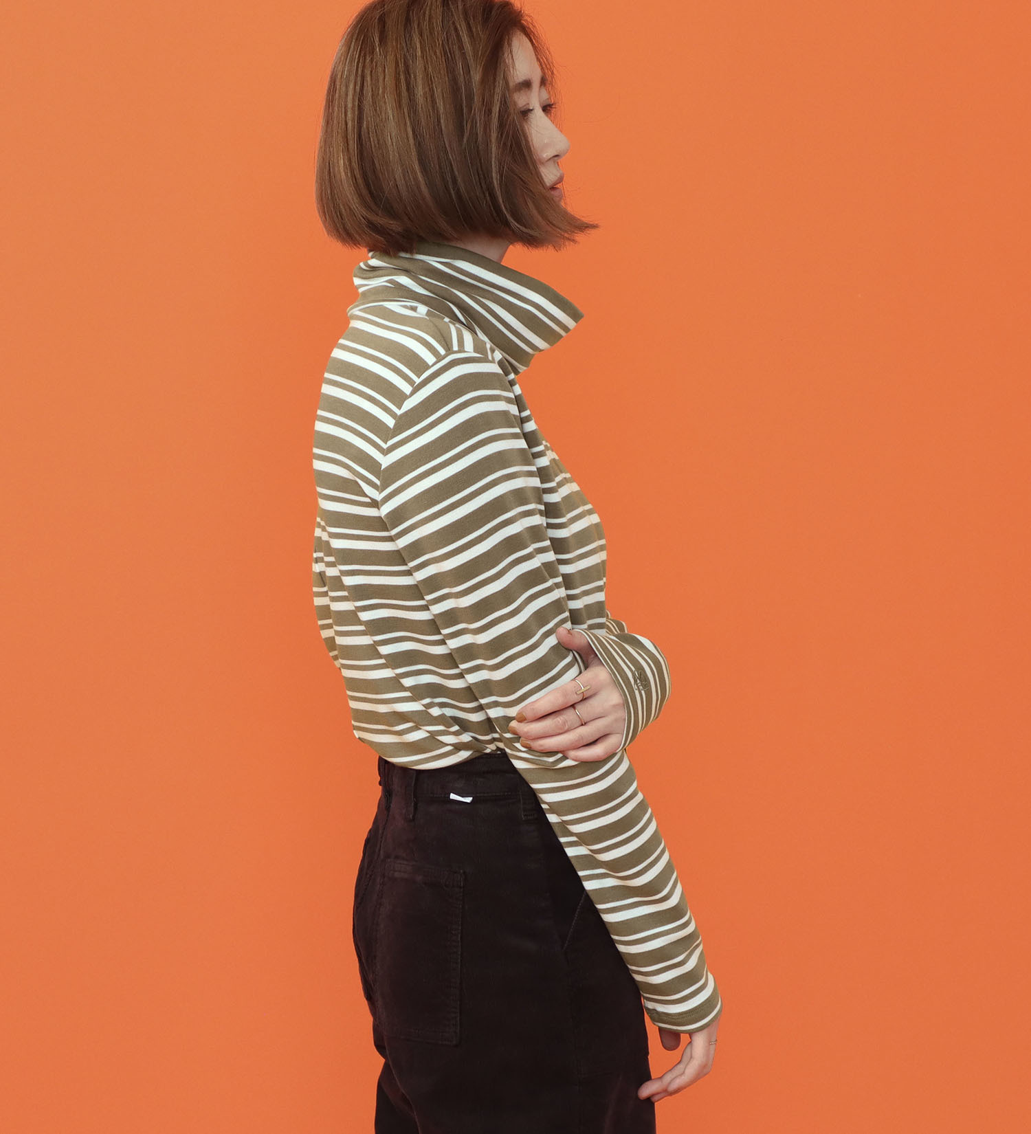SOMETHING(サムシング)のSOMETHING BODY FIRE タートルネックカットソー【長袖】|トップス/Tシャツ/カットソー/レディース|ライトカーキ