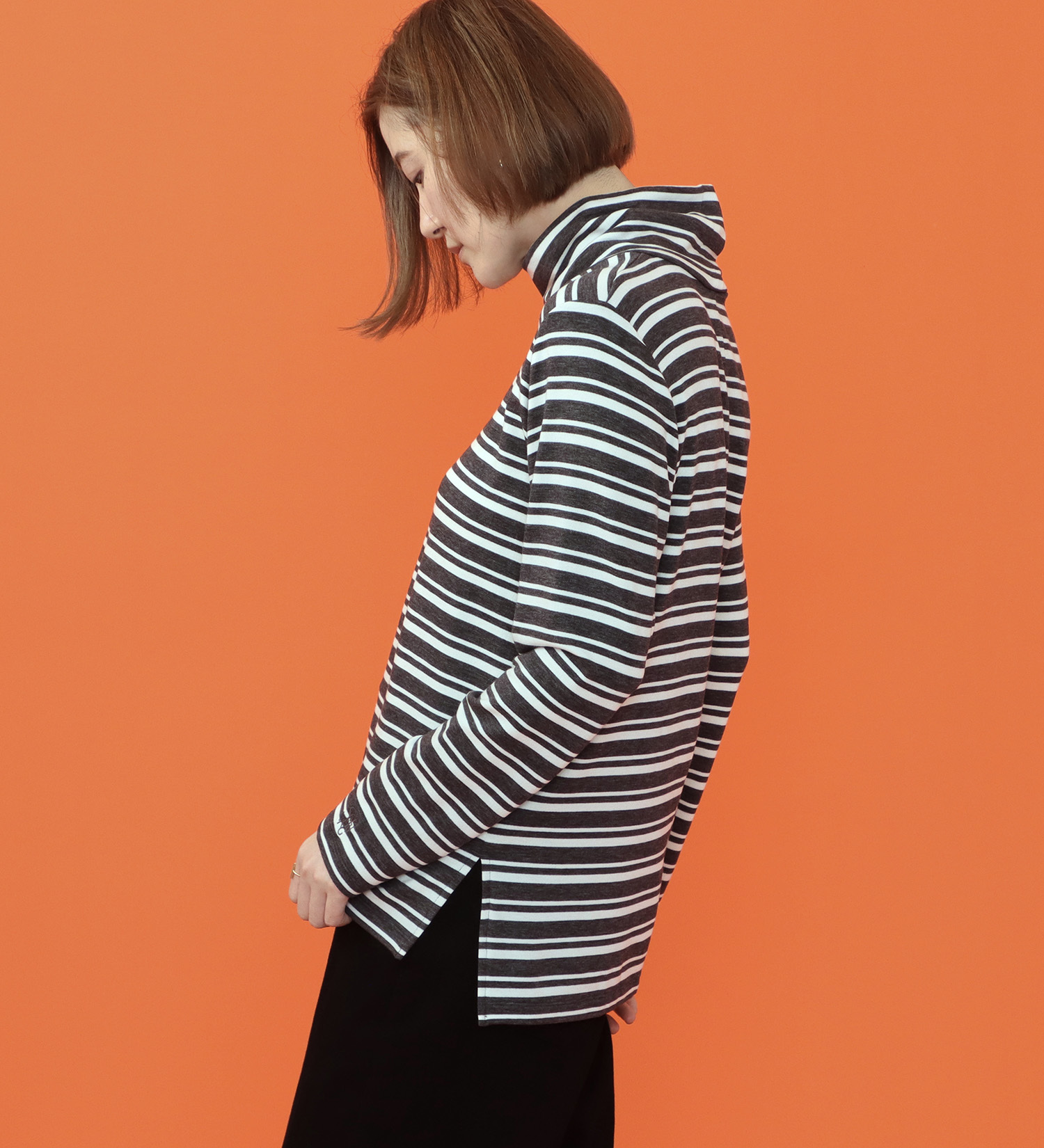 SOMETHING(サムシング)のSOMETHING BODY FIRE タートルネックカットソー【長袖】|トップス/Tシャツ/カットソー/レディース|チャコールグレー