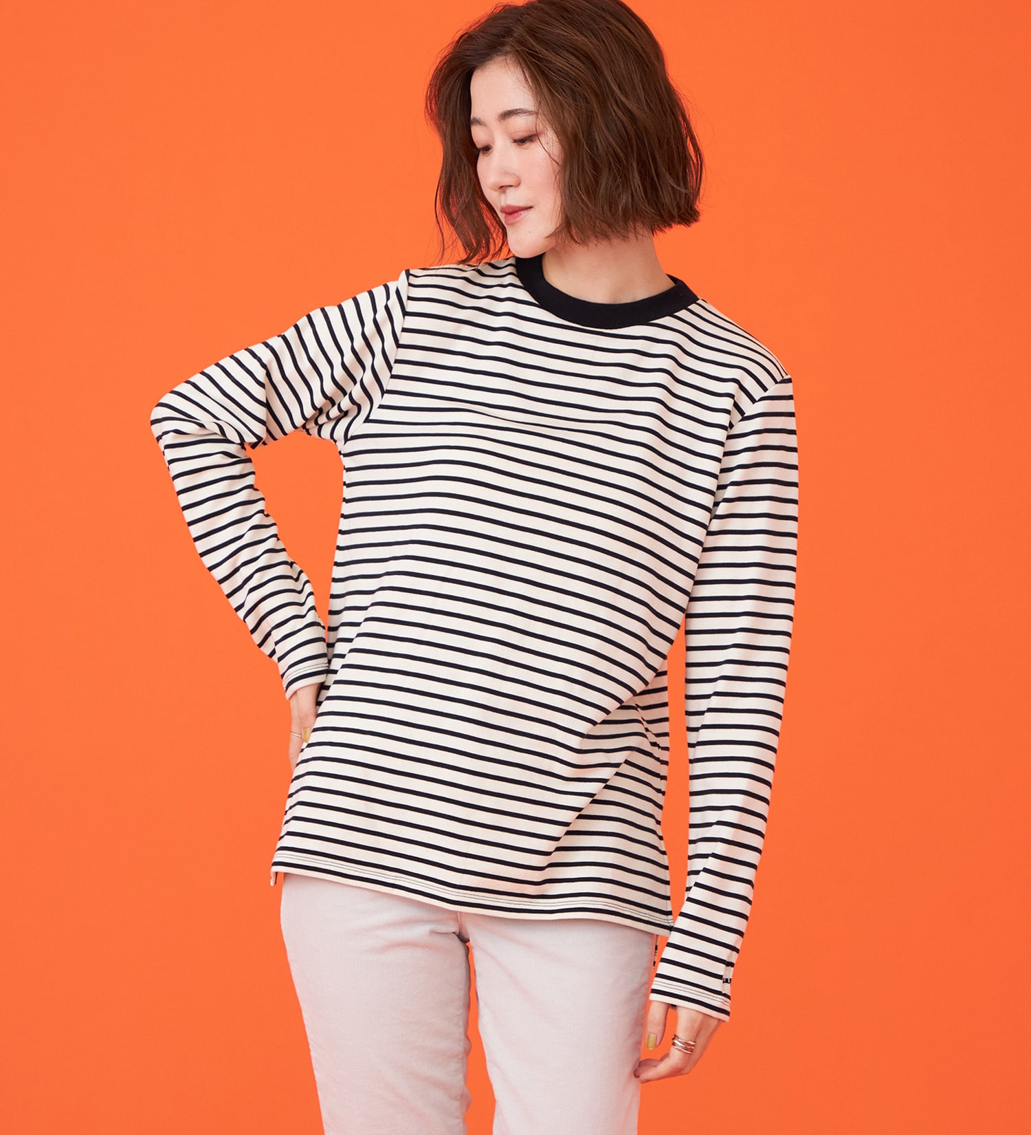 SOMETHING(サムシング)のSOMETHING BODYFIREモックネック長袖カットソー【暖】|トップス/Tシャツ/カットソー/レディース|ブラック×ホワイト