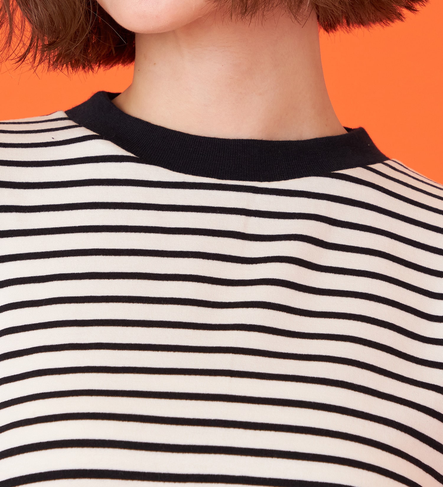 SOMETHING(サムシング)のSOMETHING BODYFIREモックネック長袖カットソー【暖】|トップス/Tシャツ/カットソー/レディース|ブラック×ホワイト