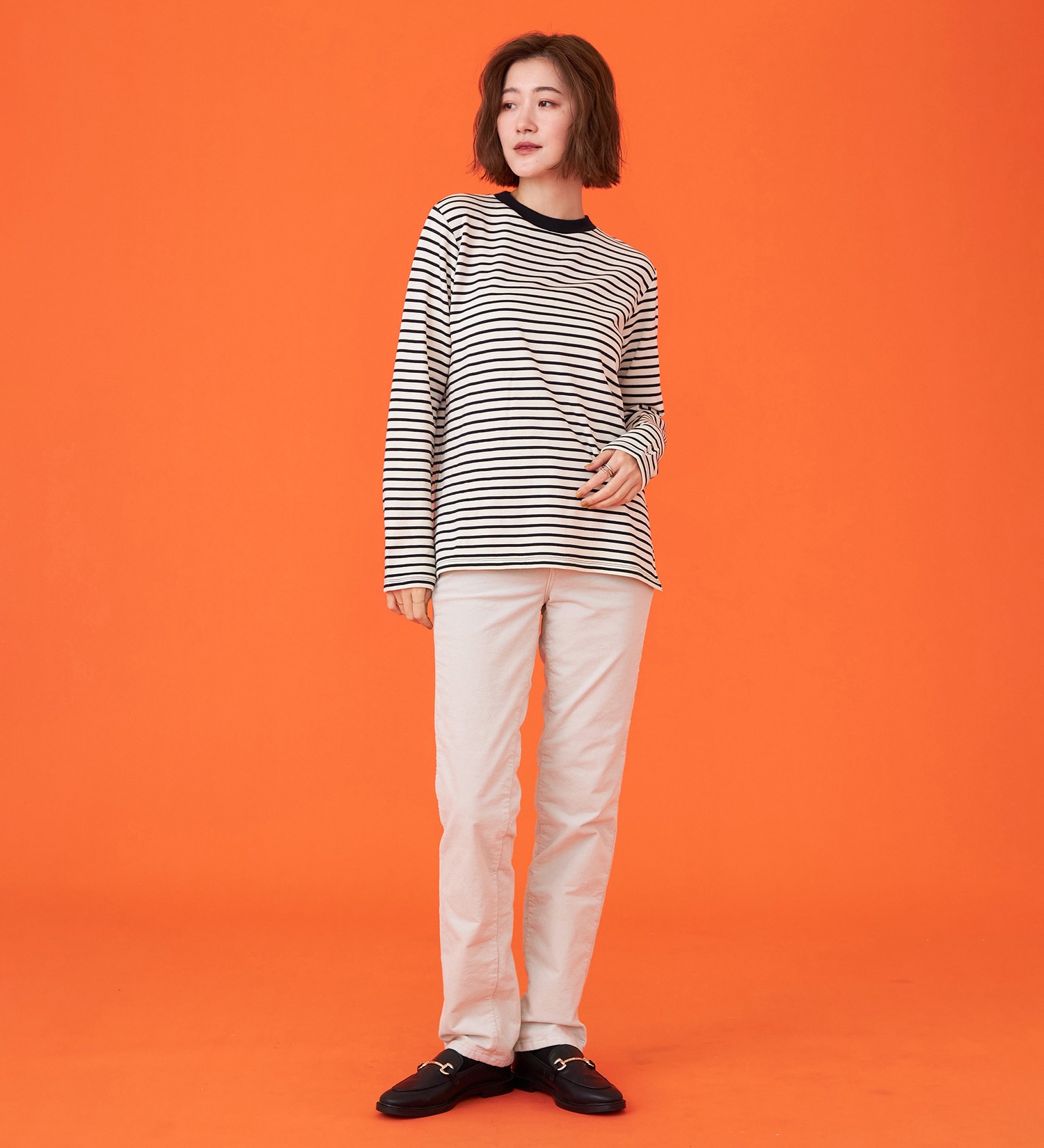 SOMETHING(サムシング)のSOMETHING BODYFIREモックネック長袖カットソー【暖】|トップス/Tシャツ/カットソー/レディース|ブラック×ホワイト