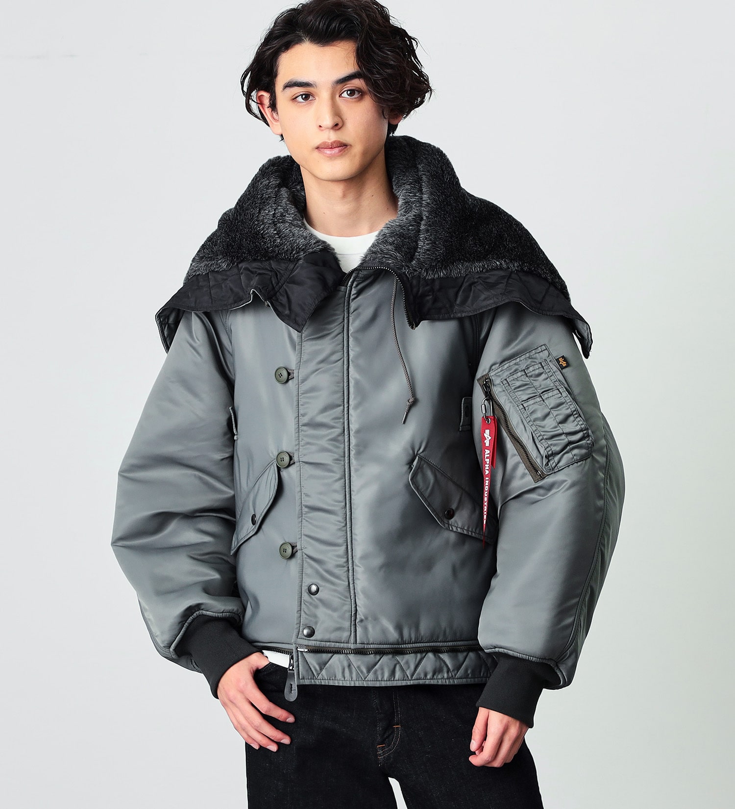 春夏新作モデル 《USA製》 ALPHA INDUSTRIES N-2B フライトジャケット