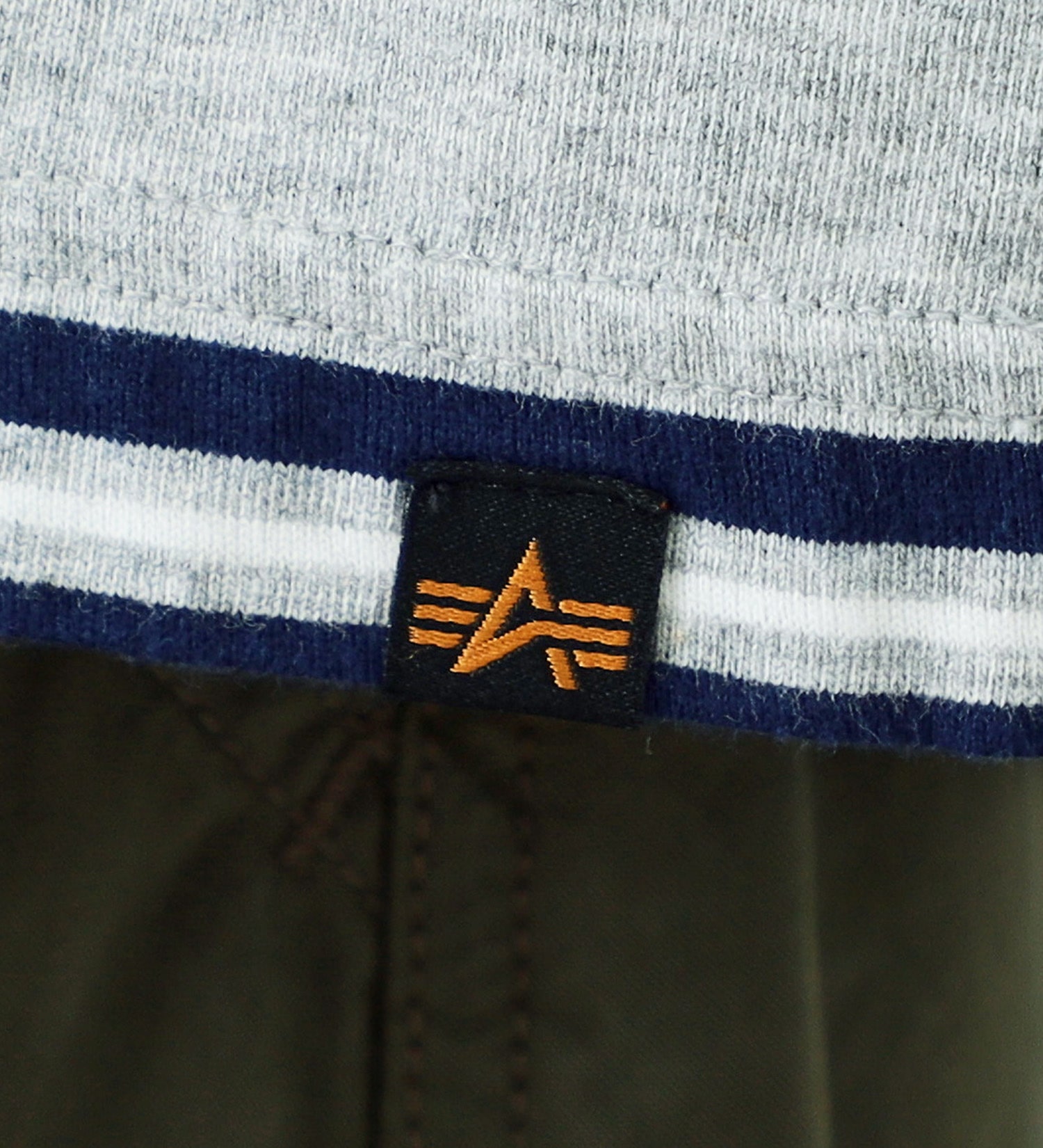 ALPHA(アルファ)の【GW SALE】ポケット付き ボーダー長袖Tシャツ|トップス/Tシャツ/カットソー/メンズ|ヘザ－グレー