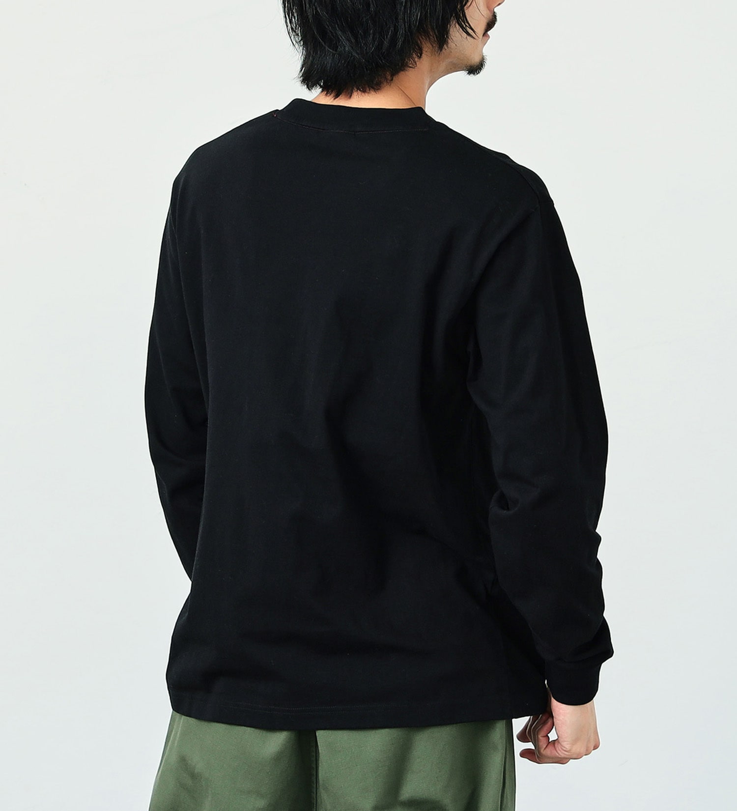 ALPHA(アルファ)のAマークプリント 長袖Tシャツ(カモ柄)|トップス/Tシャツ/カットソー/メンズ|ブラック