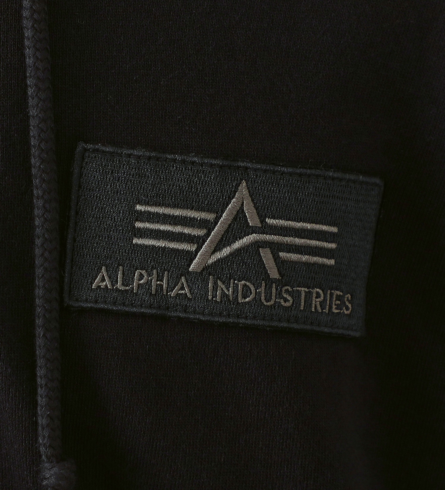 ALPHA(アルファ)のパッチドジップパーカー|トップス/パーカー/メンズ|ブラック