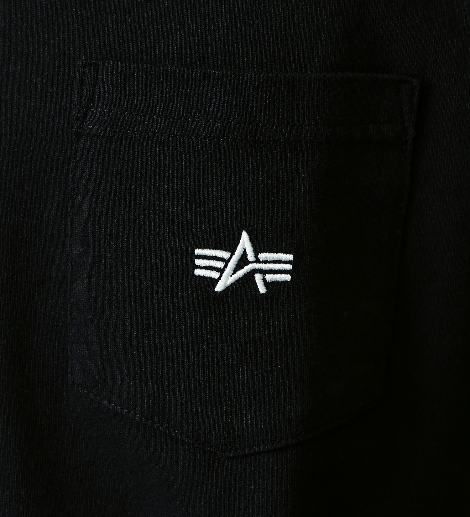 ALPHA(アルファ)の【おまとめ割対象】ワンポイントロゴTシャツ 半袖ポケT|トップス/Tシャツ/カットソー/メンズ|ブラック