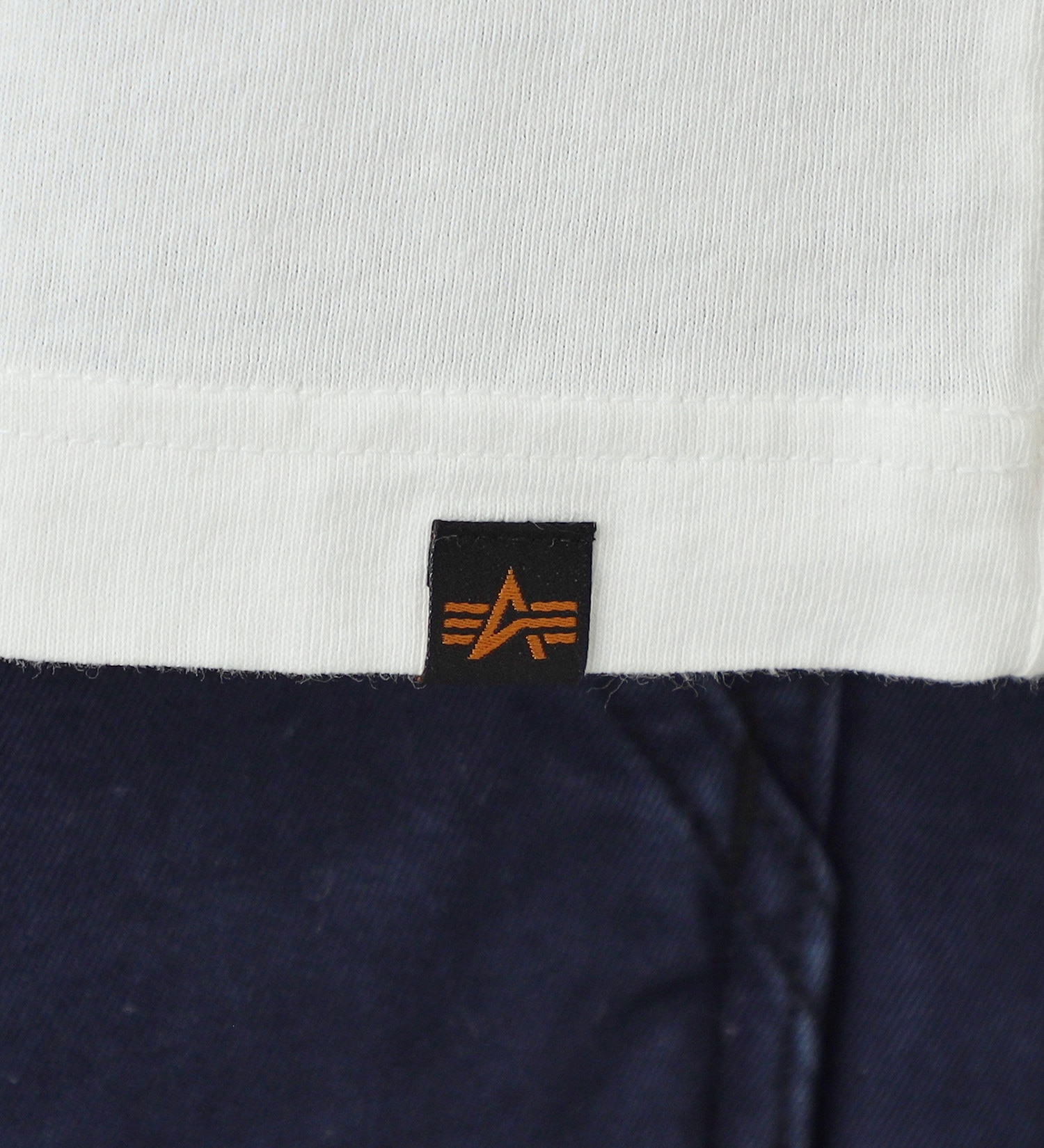 ALPHA(アルファ)の【GW SALE】Aマークプリント 長袖Tシャツ(ウッドランドカモ柄)|トップス/Tシャツ/カットソー/メンズ|ホワイト