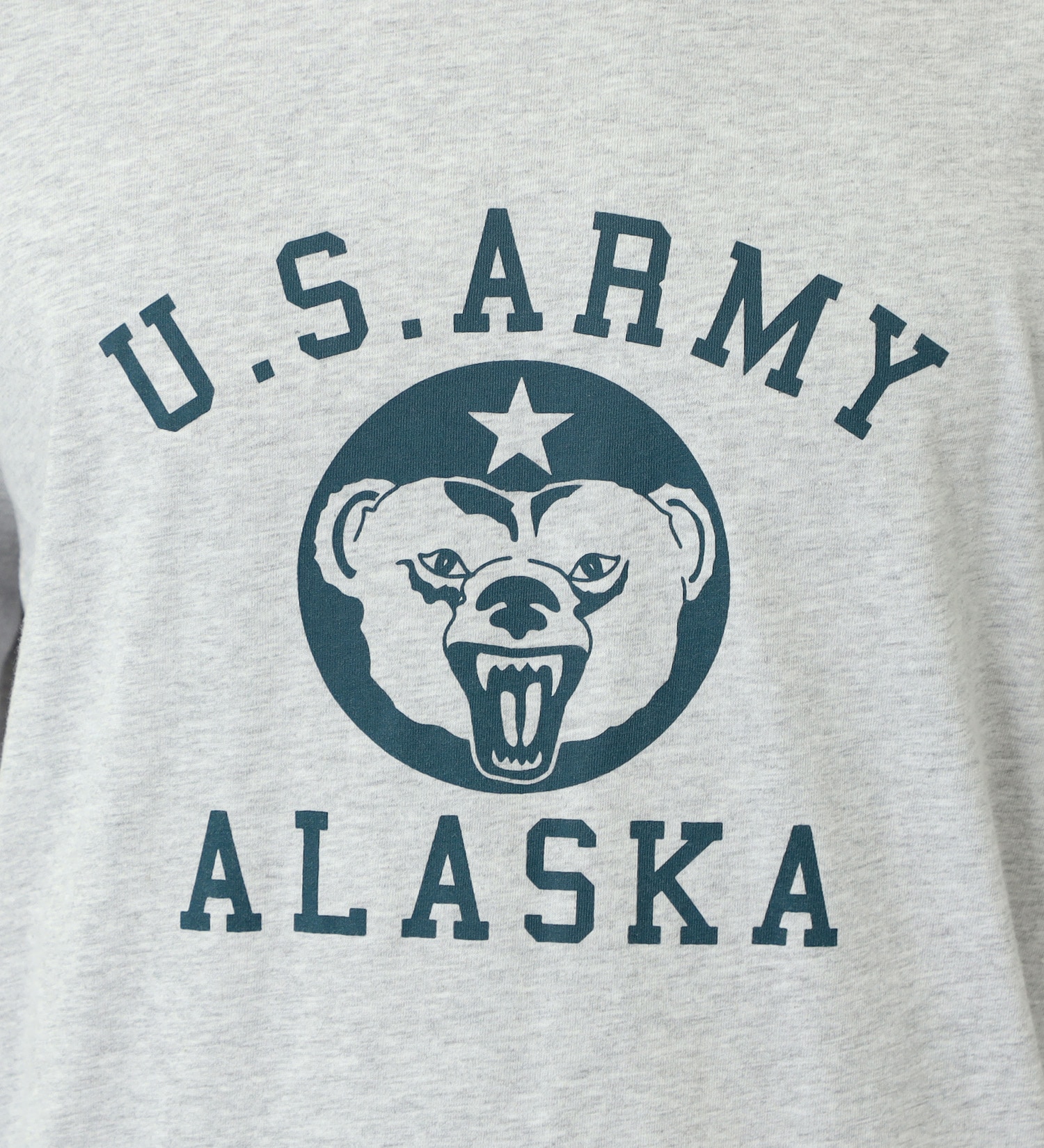 ALPHA(アルファ)の【GW SALE】US ARMY ALASKAプリント長袖Tシャツ|トップス/Tシャツ/カットソー/メンズ|ヘザ－グレー