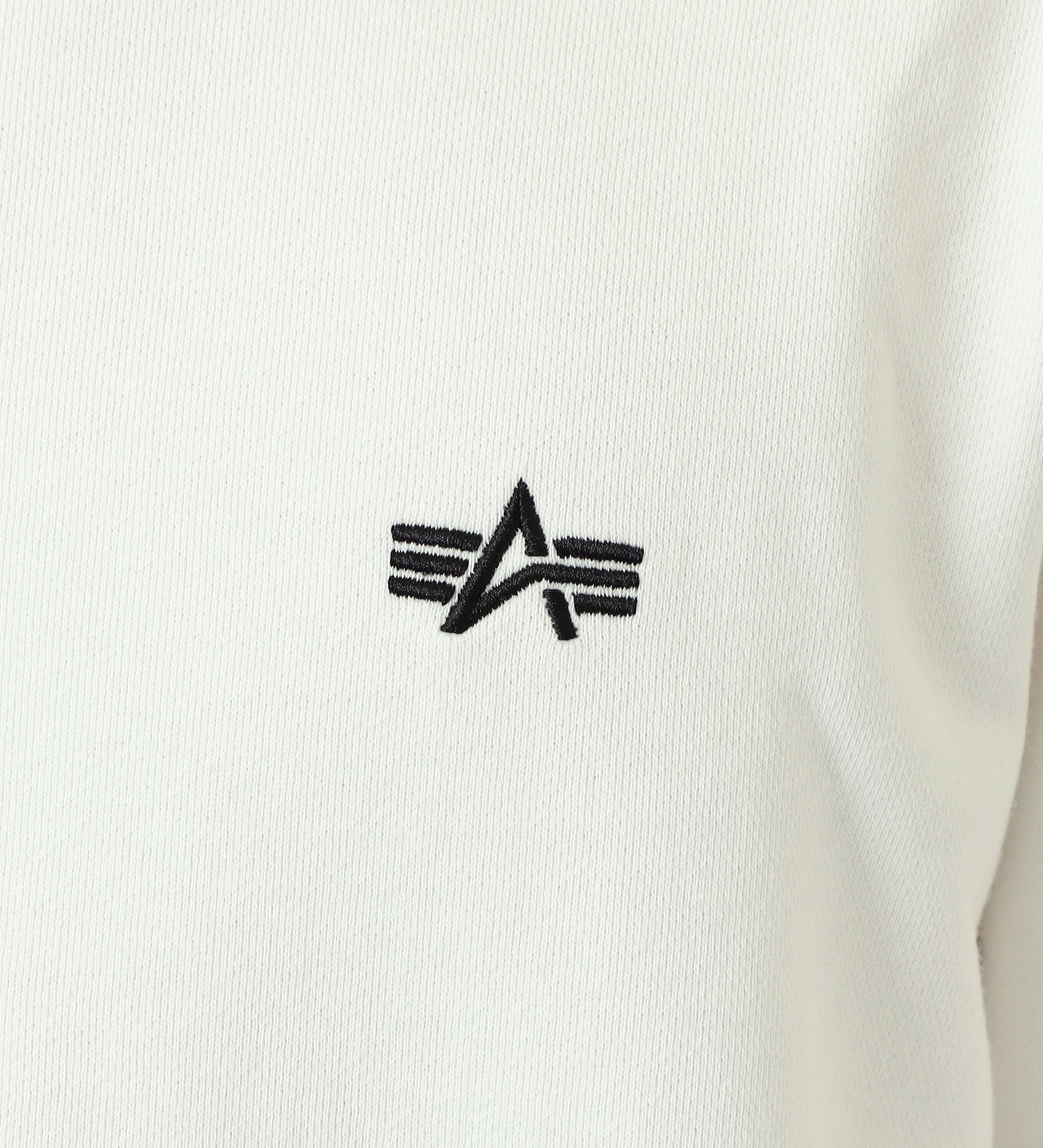 ALPHA(アルファ)の【GW SALE】ブランドロゴ ワンポイントクルーネックスウェット|トップス/スウェット/メンズ|ホワイト