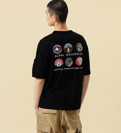 ALPHA(アルファ)の【ポイントアップ対象】スクアドロンプリントパッチTシャツ 半袖|トップス/Tシャツ/カットソー/メンズ|ブラック