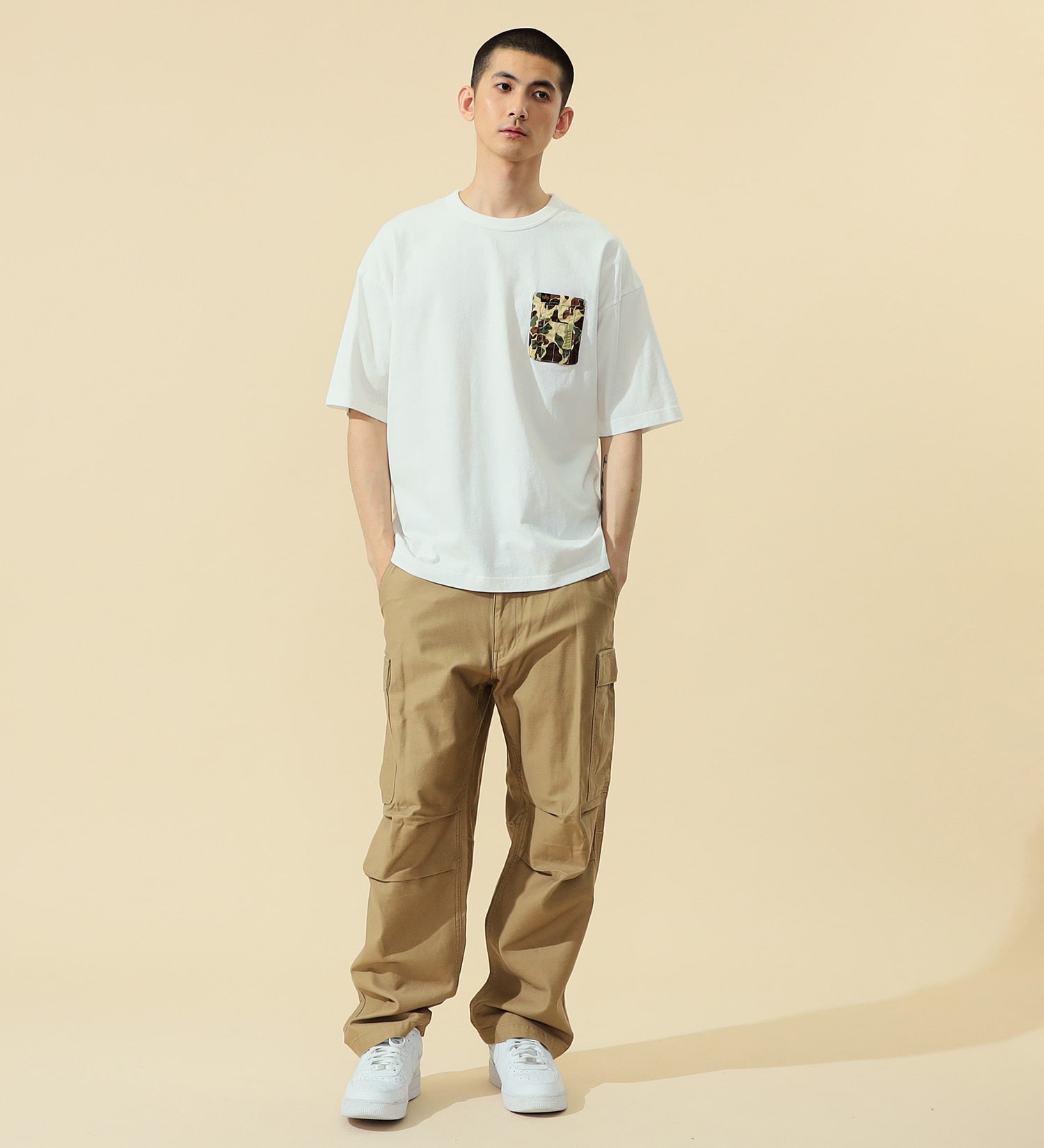 ALPHA(アルファ)のユーティリティーポケットTシャツ (カモ) 半袖|トップス/Tシャツ/カットソー/メンズ|ホワイト