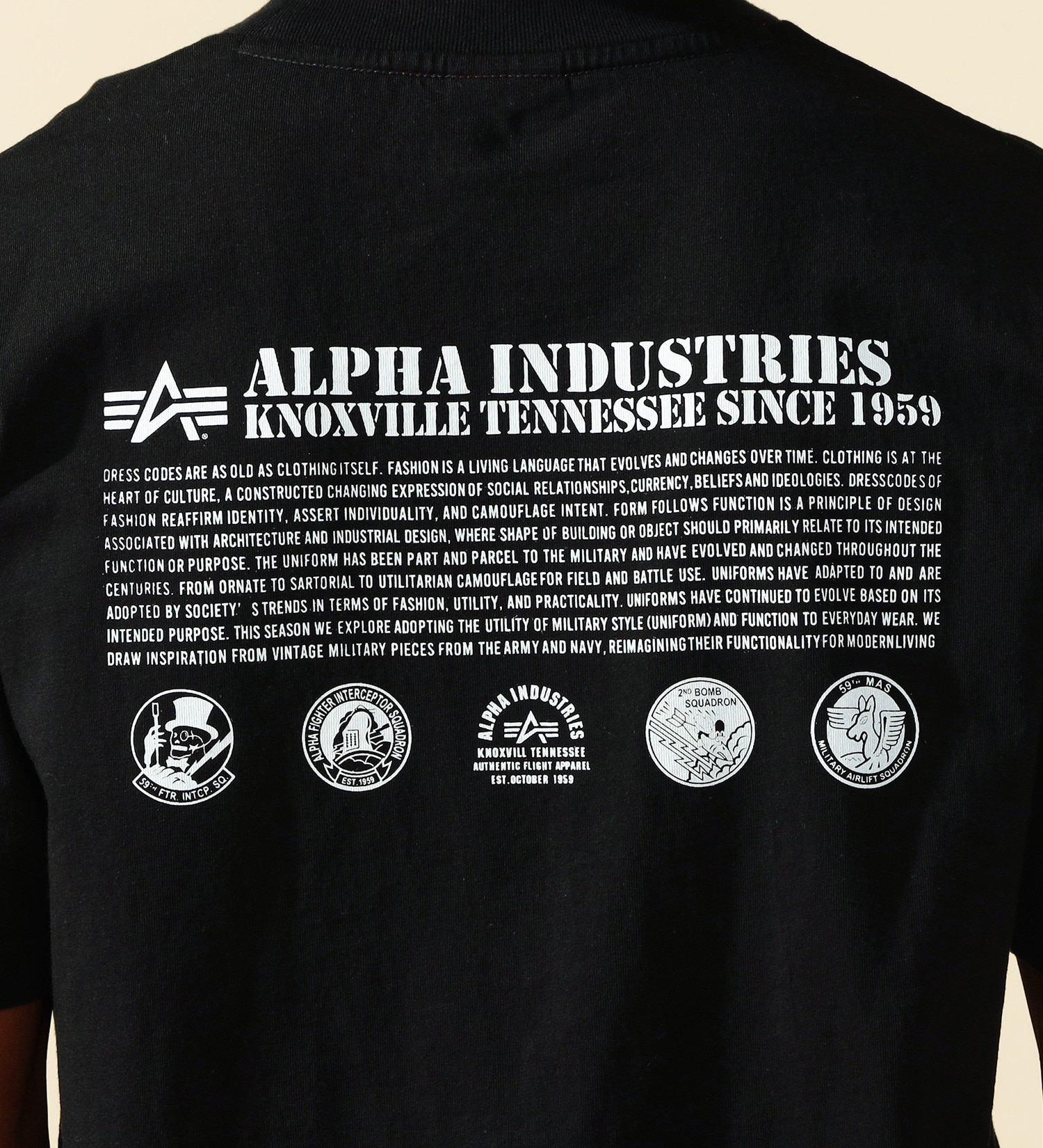 ALPHA(アルファ)のDRESSCODE バックプリントTシャツ 半袖|トップス/Tシャツ/カットソー/メンズ|ブラック