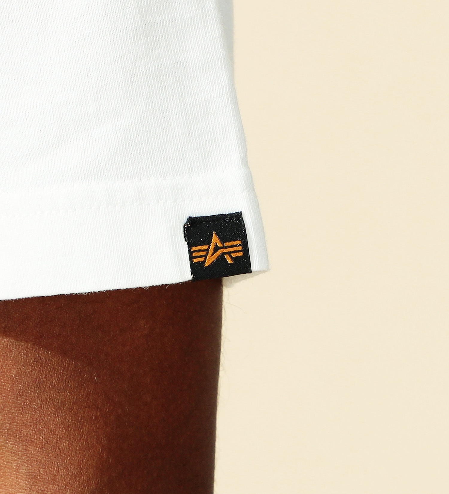 ALPHA(アルファ)のDRESSCODE バックプリントTシャツ 半袖|トップス/Tシャツ/カットソー/メンズ|ホワイト