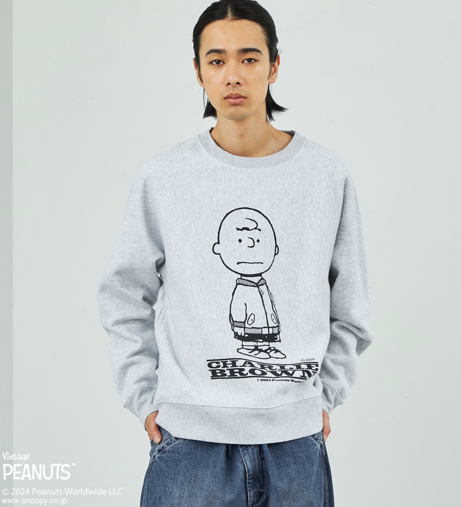 ALPHA(アルファ)の【PEANUTS x ALPHA】 ラグランスウェット長袖 (チャーリー・ブラウン)|トップス/スウェット/メンズ|ヘザ－グレー