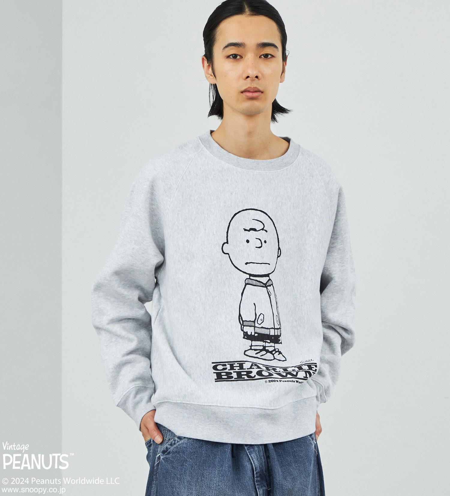 ALPHA(アルファ)の【PEANUTS x ALPHA】 ラグランスウェット長袖 (チャーリー・ブラウン)|トップス/スウェット/メンズ|ヘザ－グレー