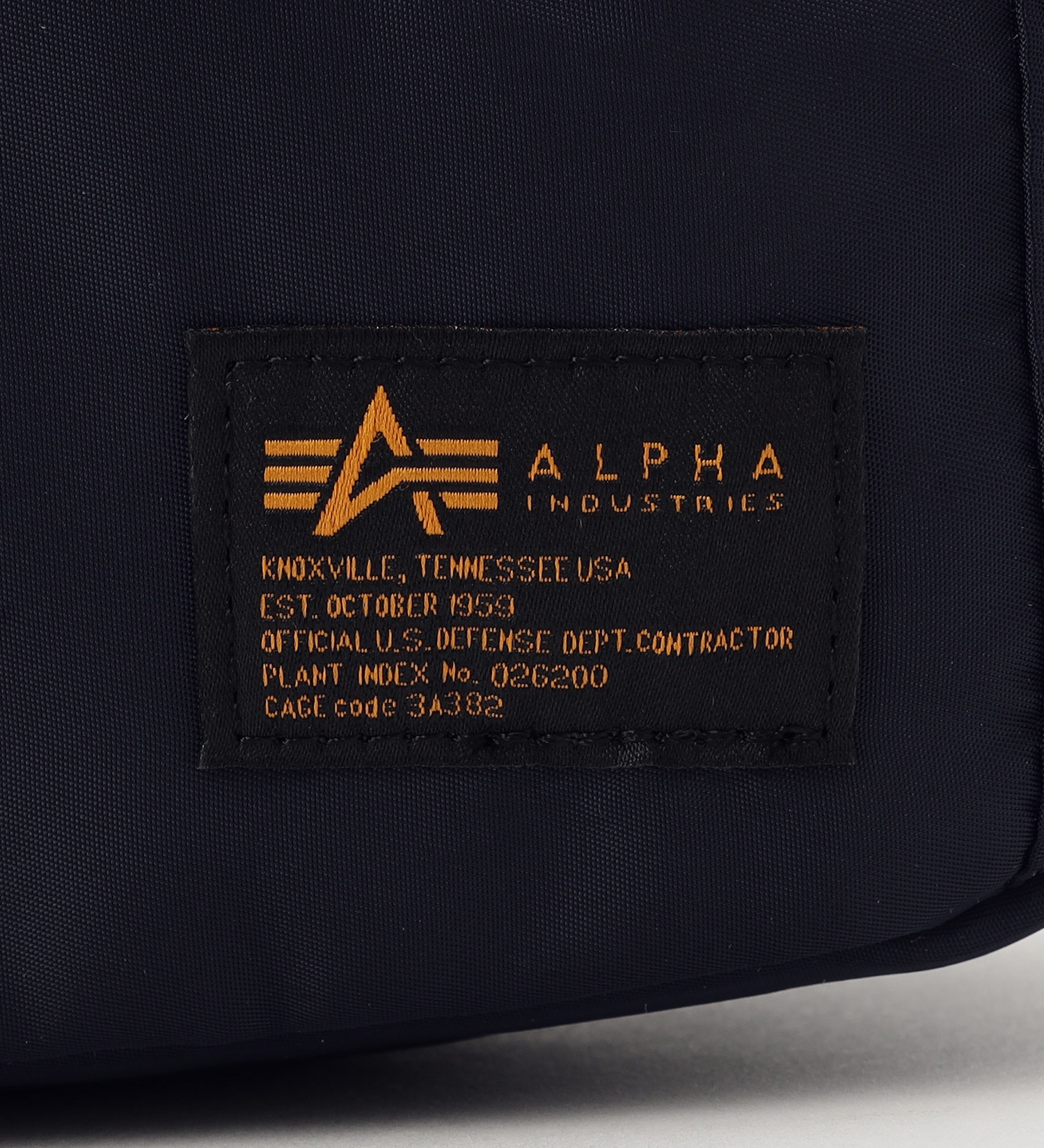 ALPHA(アルファ)のナイロンコーデュラツイル ショルダーバッグ|バッグ/ショルダーバッグ/メンズ|ネイビー