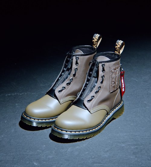 ー品販売 Dr. Martens 8ホール uk4 靴 - bestcheerstone.com