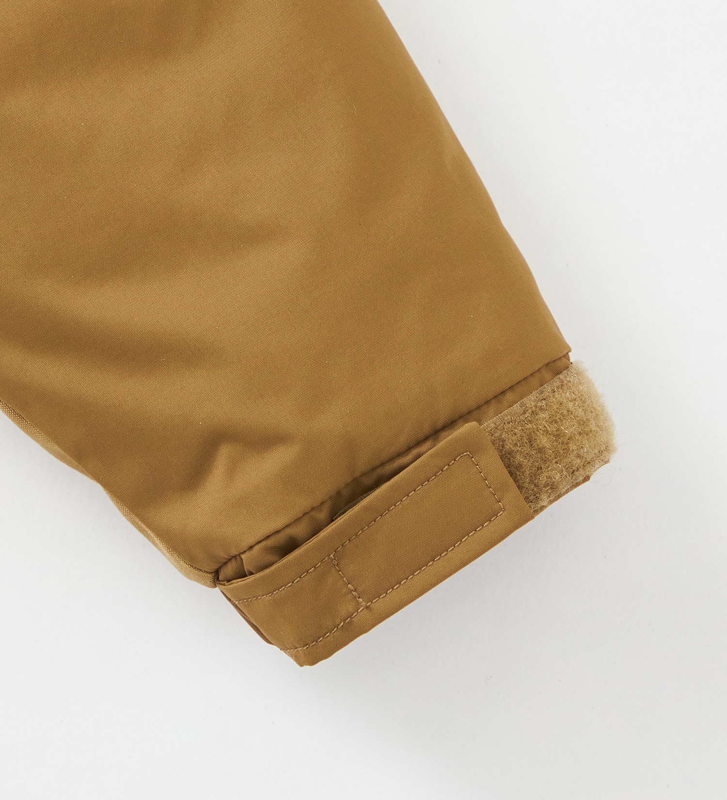 VALLEY APPAREL(バレー アパレル)のVA USA ECWCS GEN3 LEVEL7 JKT COYOTE|ジャケット/アウター/ミリタリージャケット/メンズ|ライトブラウン