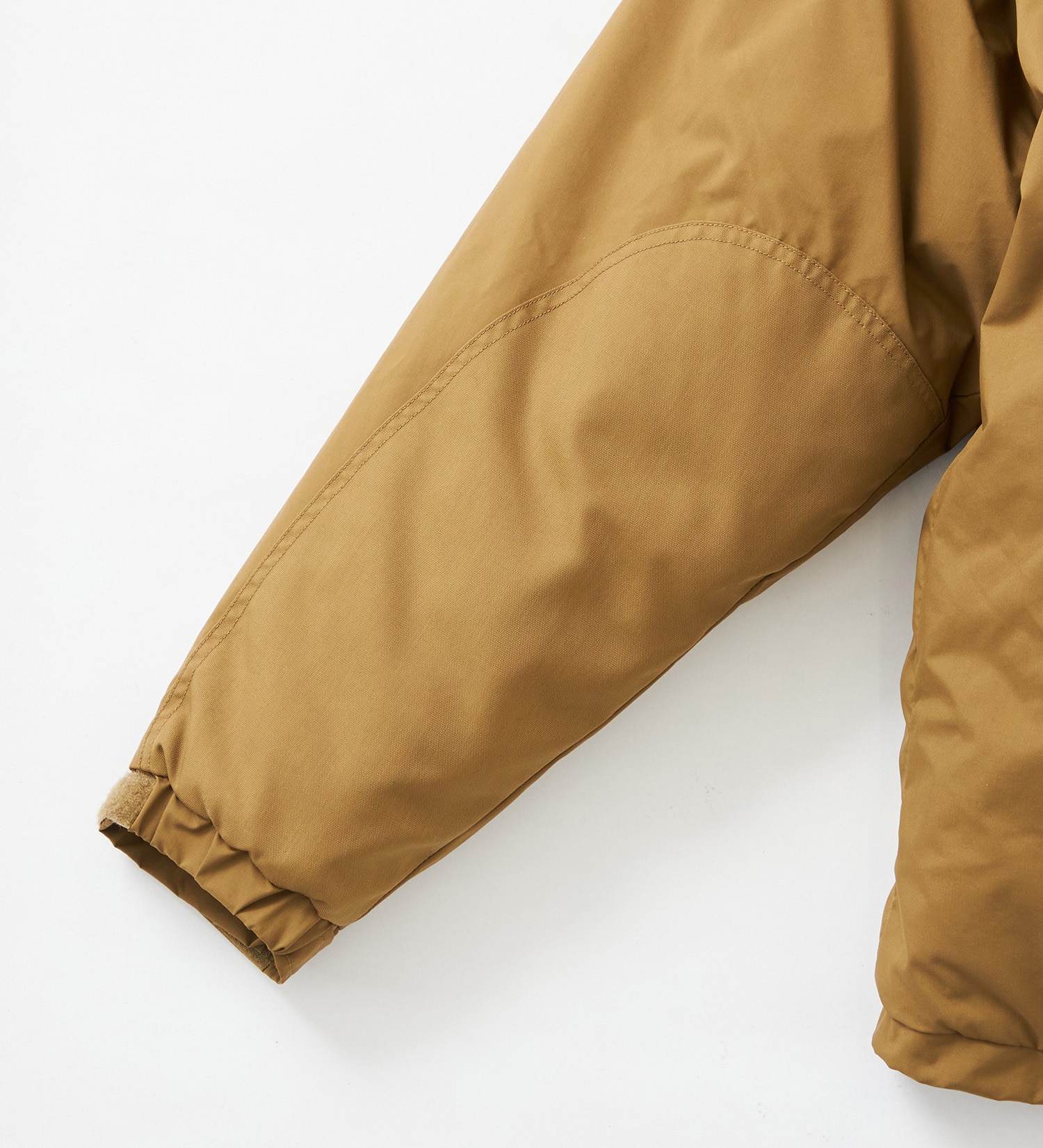 VALLEY APPAREL(バレー アパレル)のVA USA ECWCS GEN3 LEVEL7 JKT COYOTE|ジャケット/アウター/ミリタリージャケット/メンズ|ライトブラウン