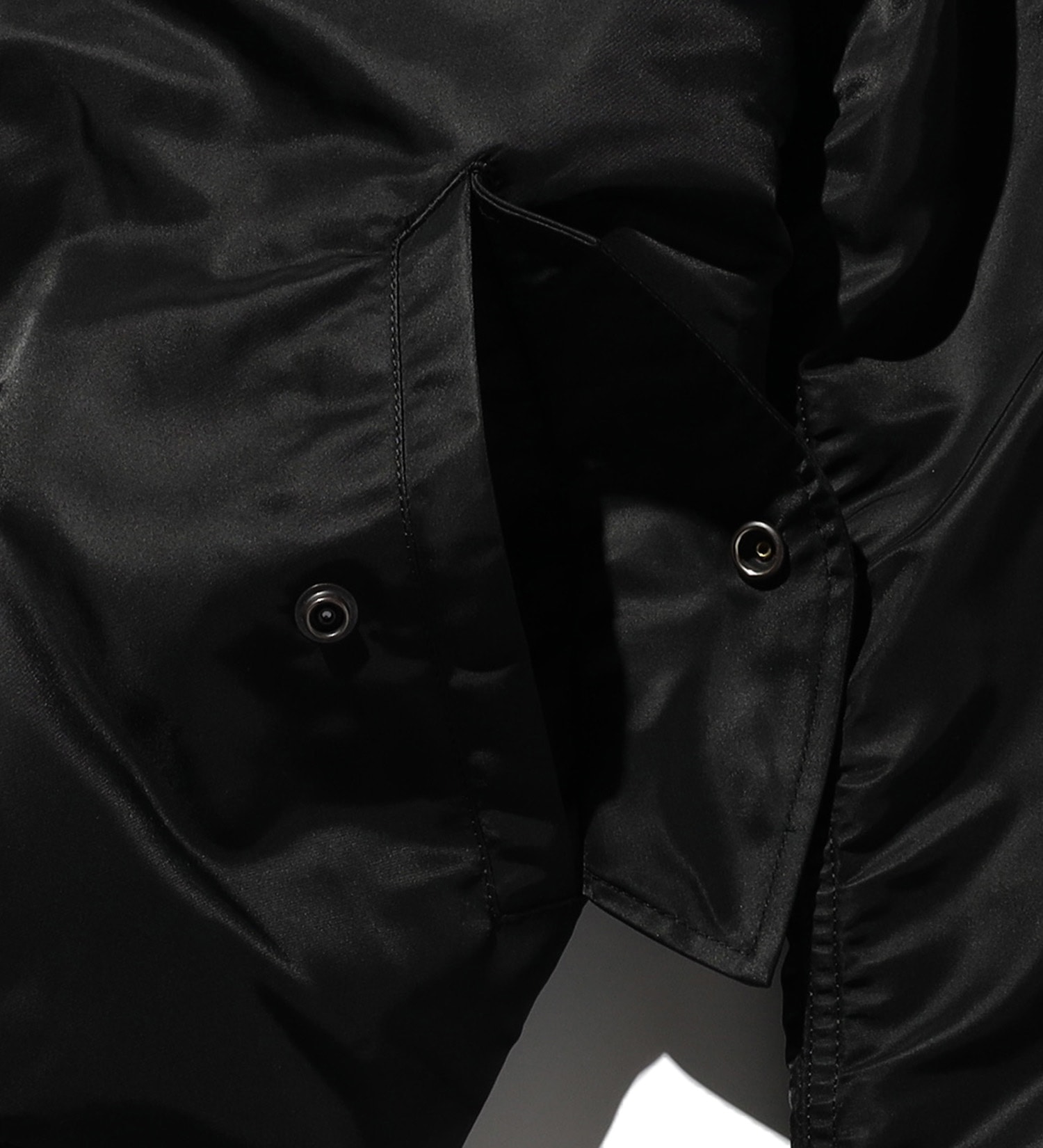 VALLEY APPAREL(バレー アパレル)のMA-1 フライトナイロンジャケット Japanスペック【ユニセックス】|ジャケット/アウター/ミリタリージャケット/メンズ|ブラック