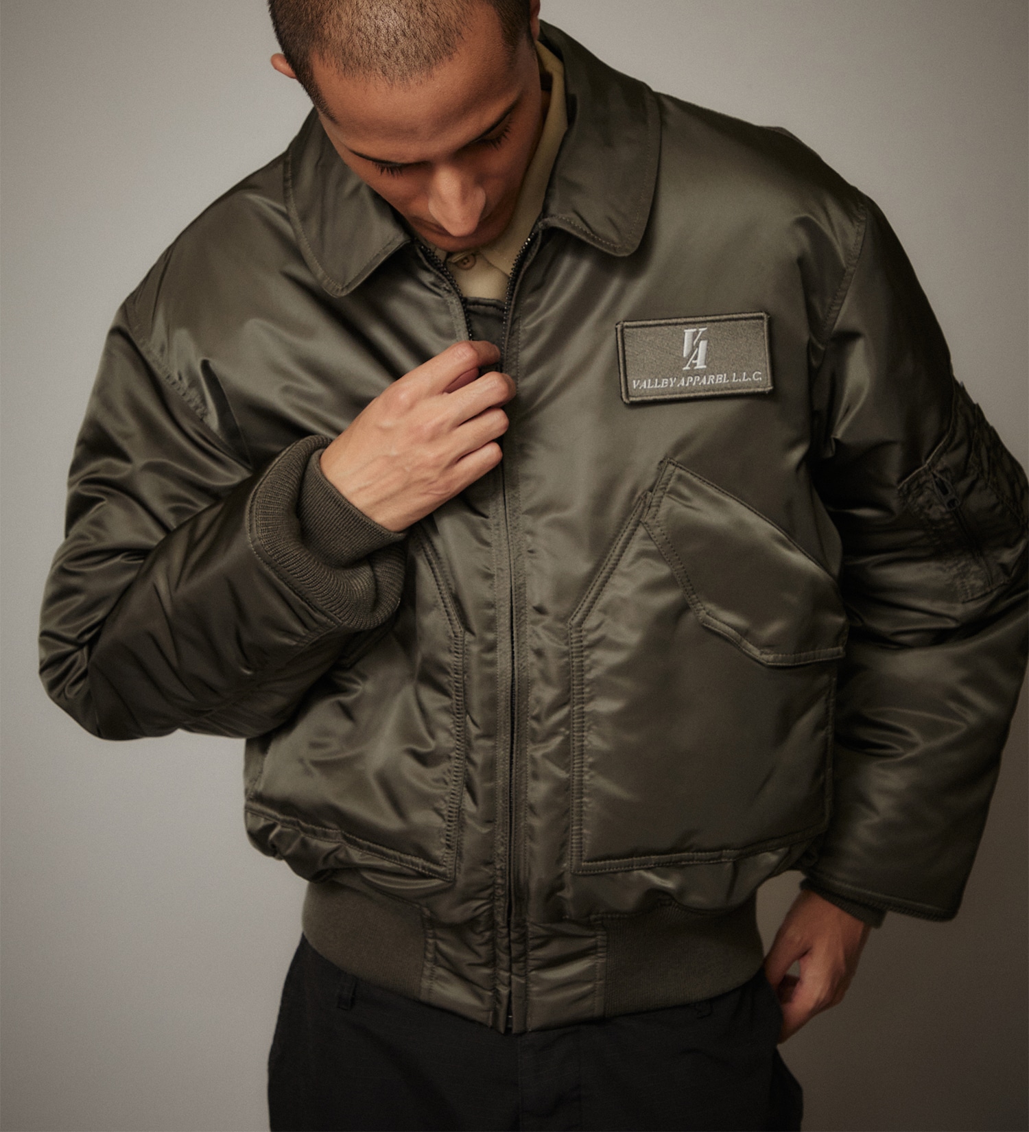 VALLEY APPAREL(バレー アパレル)の【予約P】CWU-45/P フライトナイロンジャケット|ジャケット/アウター/ミリタリージャケット/メンズ|ダークグレー