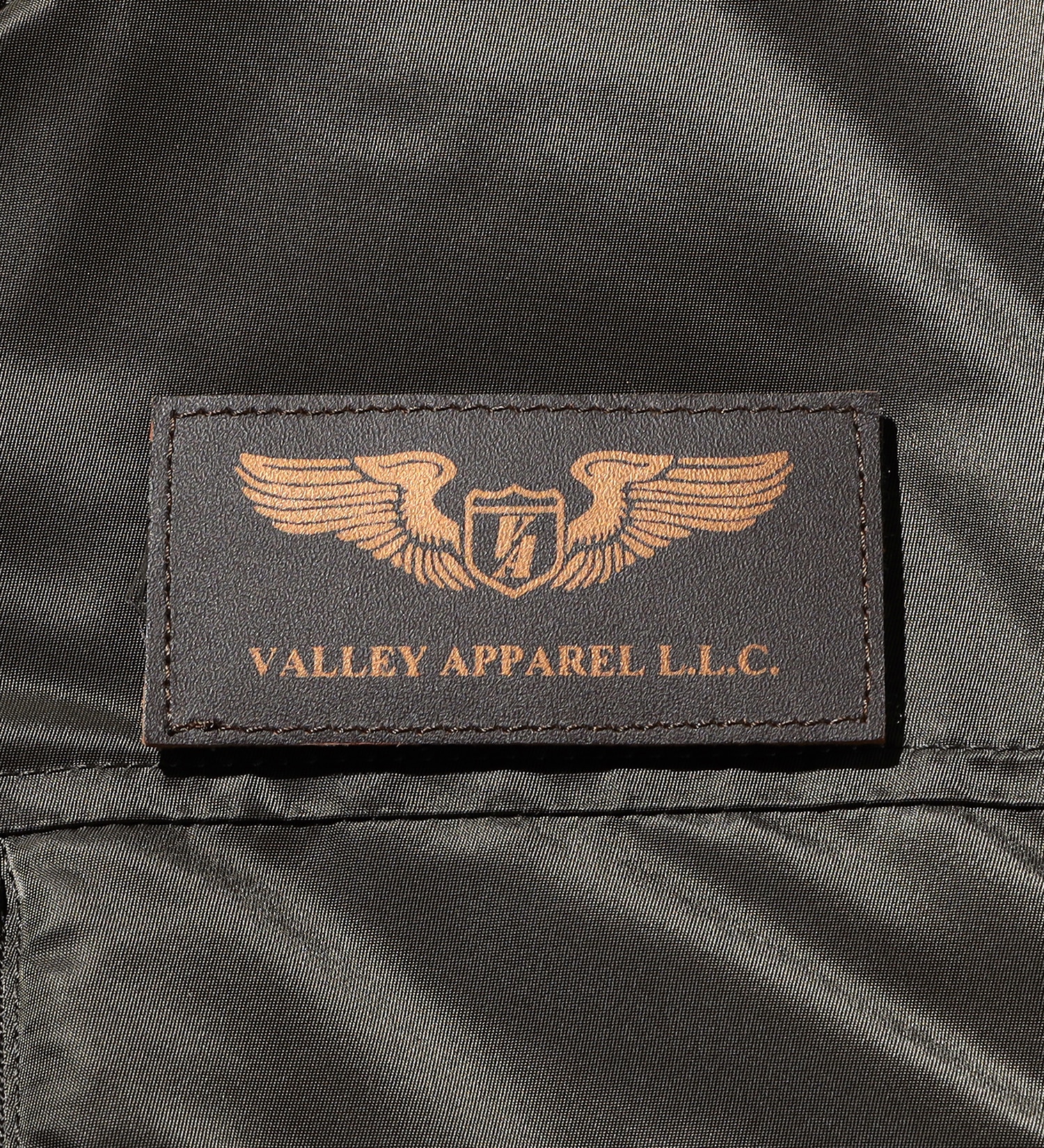 VALLEY APPAREL(バレー アパレル)のフーデッドリブフライトナイロンジャケット|ジャケット/アウター/ミリタリージャケット/メンズ|ダークグレー