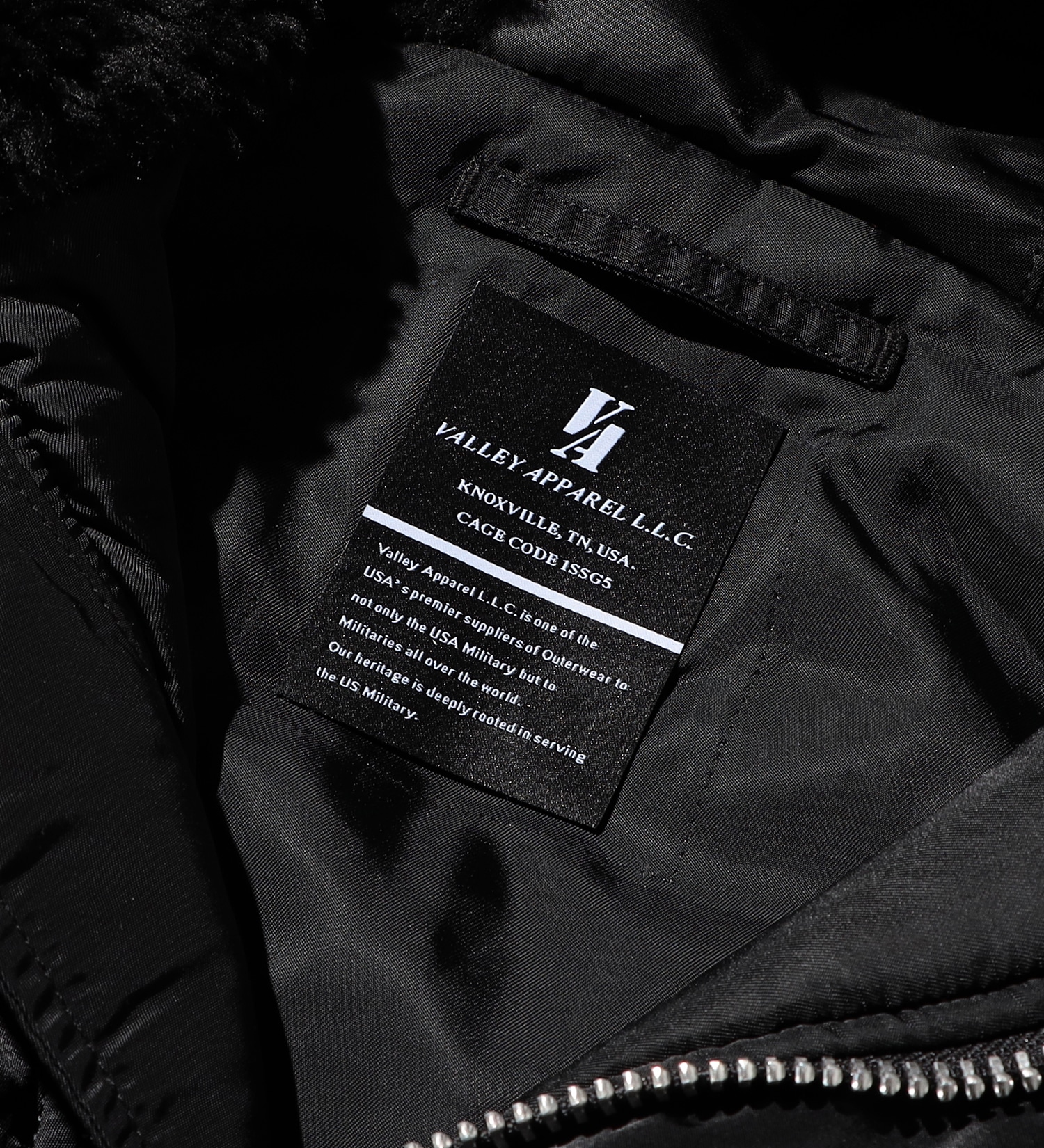 VALLEY APPAREL(バレー アパレル)のレディース N-2B ショートナイロンジャケット|ジャケット/アウター/ミリタリージャケット/レディース|ブラック
