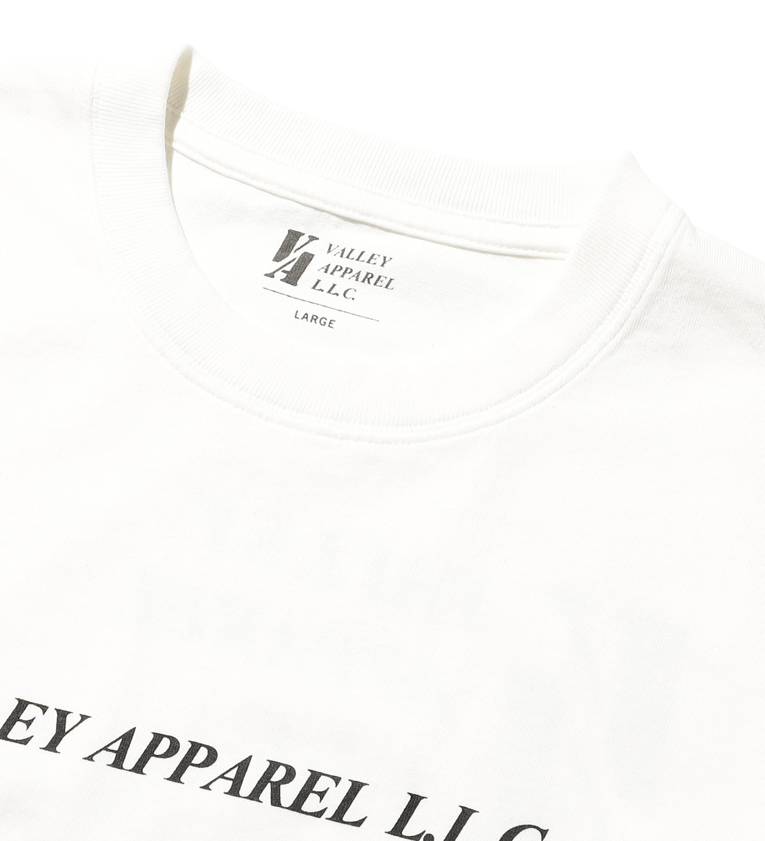 VALLEY APPAREL(バレー アパレル)のバーティカルロゴプリントTシャツ 長袖|トップス/Tシャツ/カットソー/メンズ|ホワイト