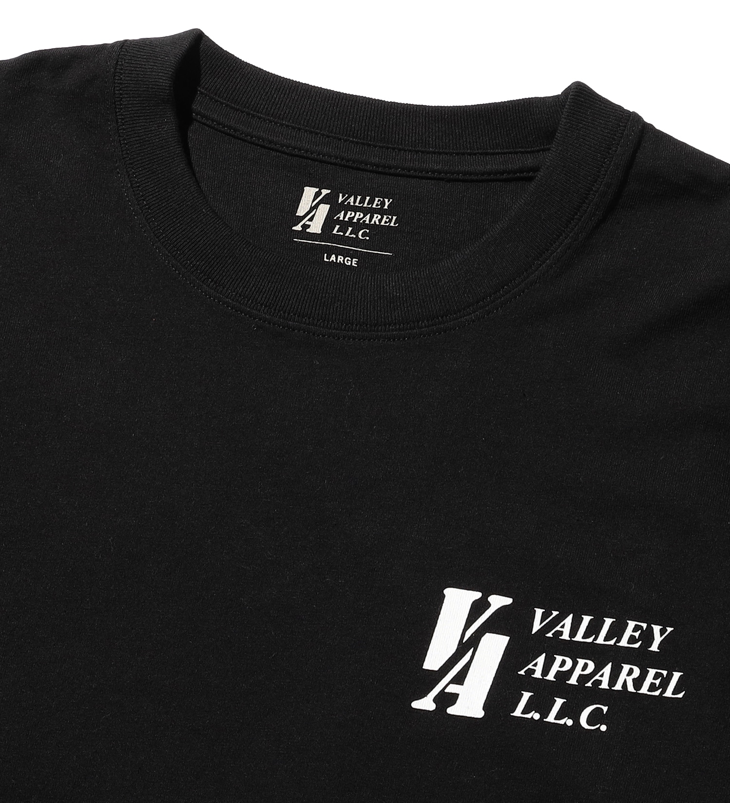 VALLEY APPAREL(バレー アパレル)のスクアドロンパッチプリントTシャツ 長袖|トップス/Tシャツ/カットソー/メンズ|ブラック