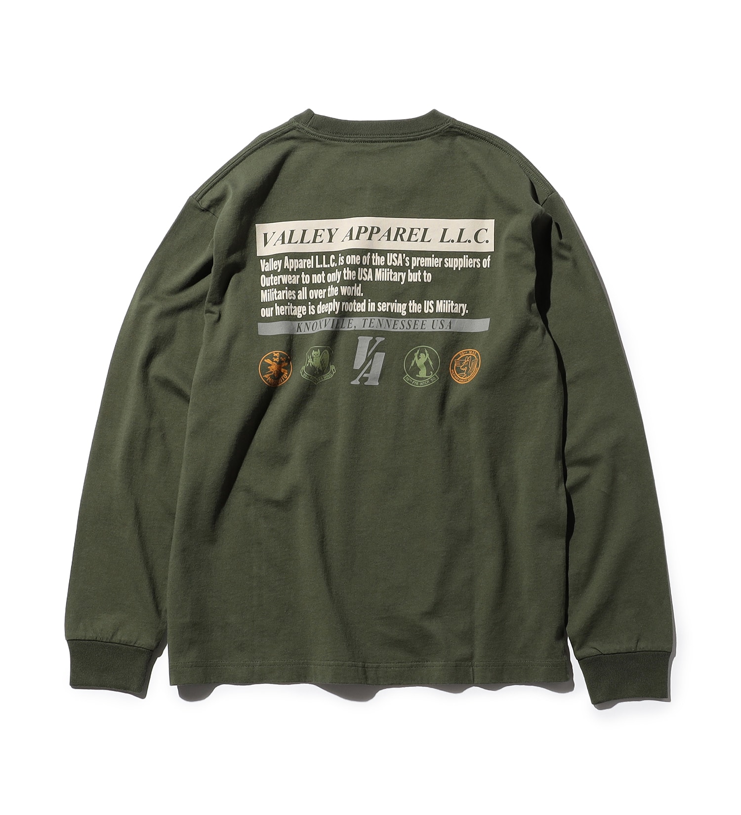 VALLEY APPAREL(バレー アパレル)のスクアドロンパッチプリントTシャツ 長袖|トップス/Tシャツ/カットソー/メンズ|グリーン