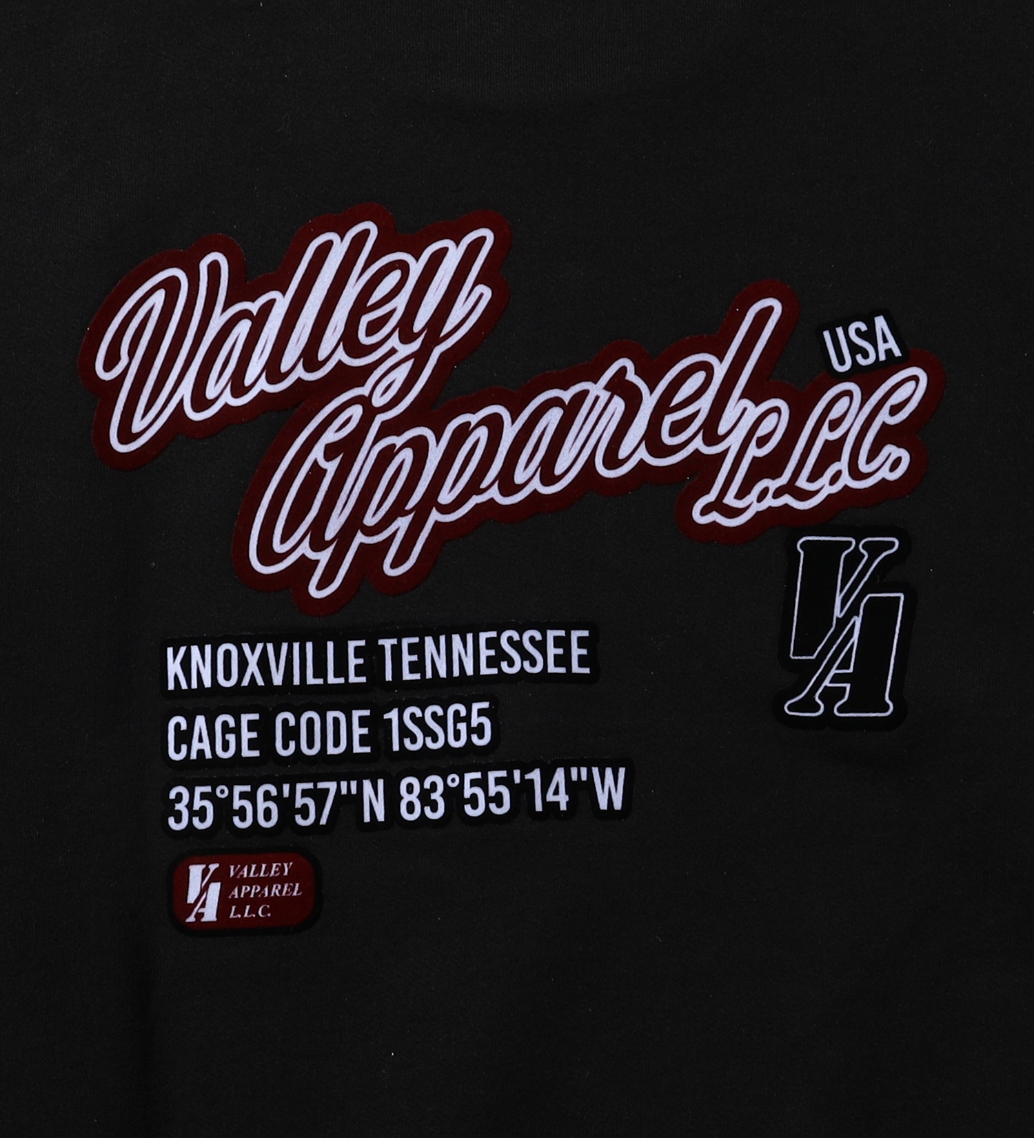 VALLEY APPAREL(バレー アパレル)のスタジャンワッペン風クルーネックスウェット|トップス/スウェット/メンズ|ブラック