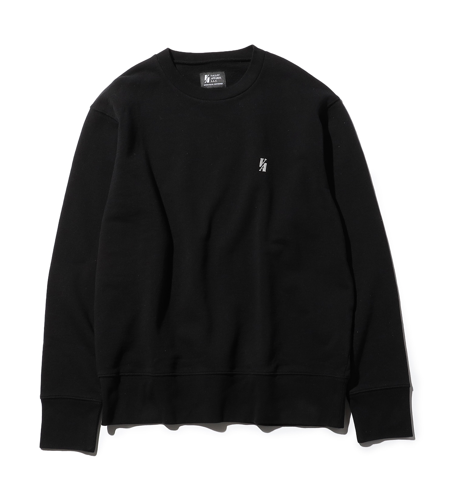 VALLEY APPAREL(バレー アパレル)のベーシックエンブレムクルーネックスウェット|トップス/スウェット/メンズ|ブラック