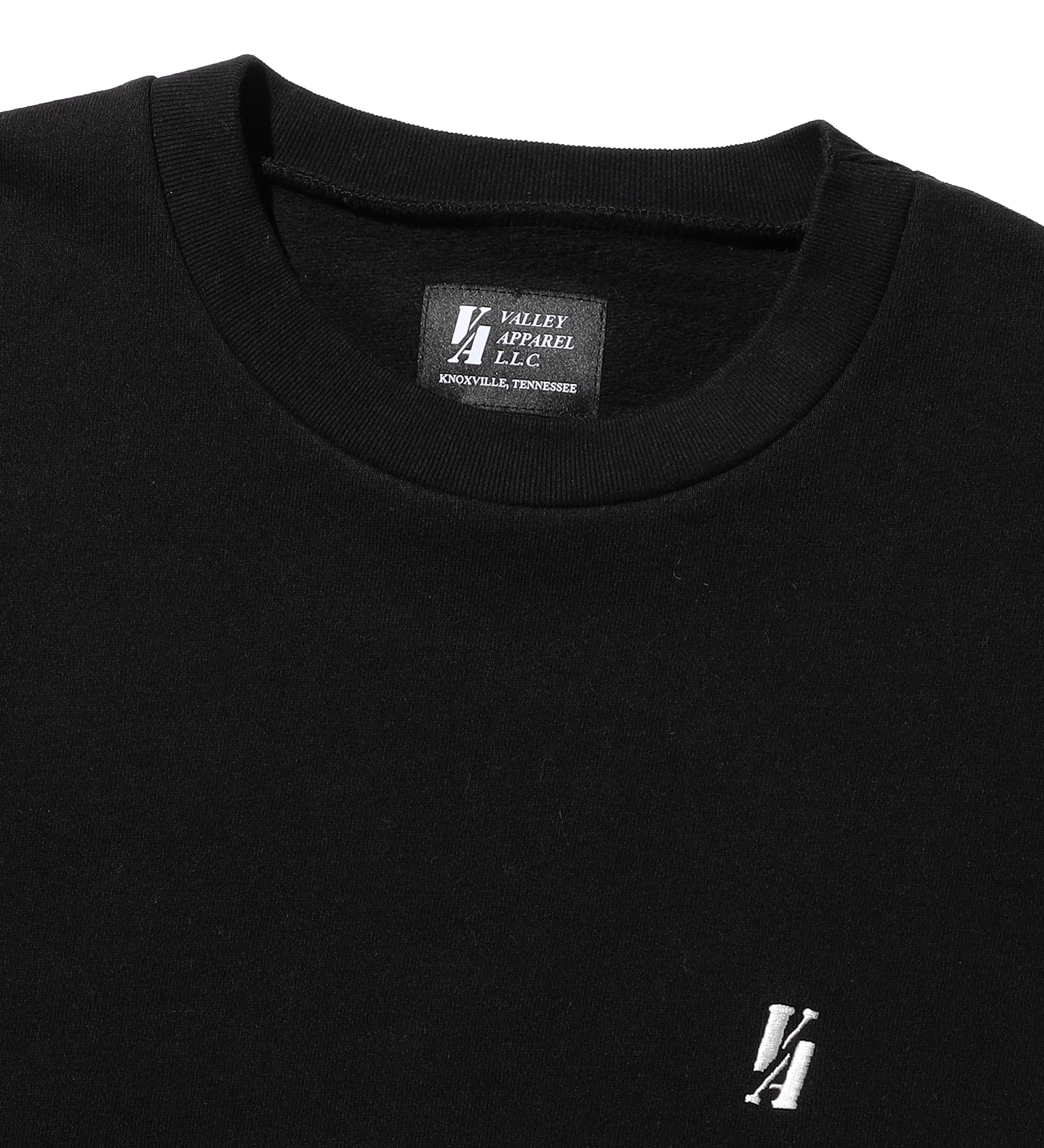 VALLEY APPAREL(バレー アパレル)のベーシックエンブレムクルーネックスウェット|トップス/スウェット/メンズ|ブラック
