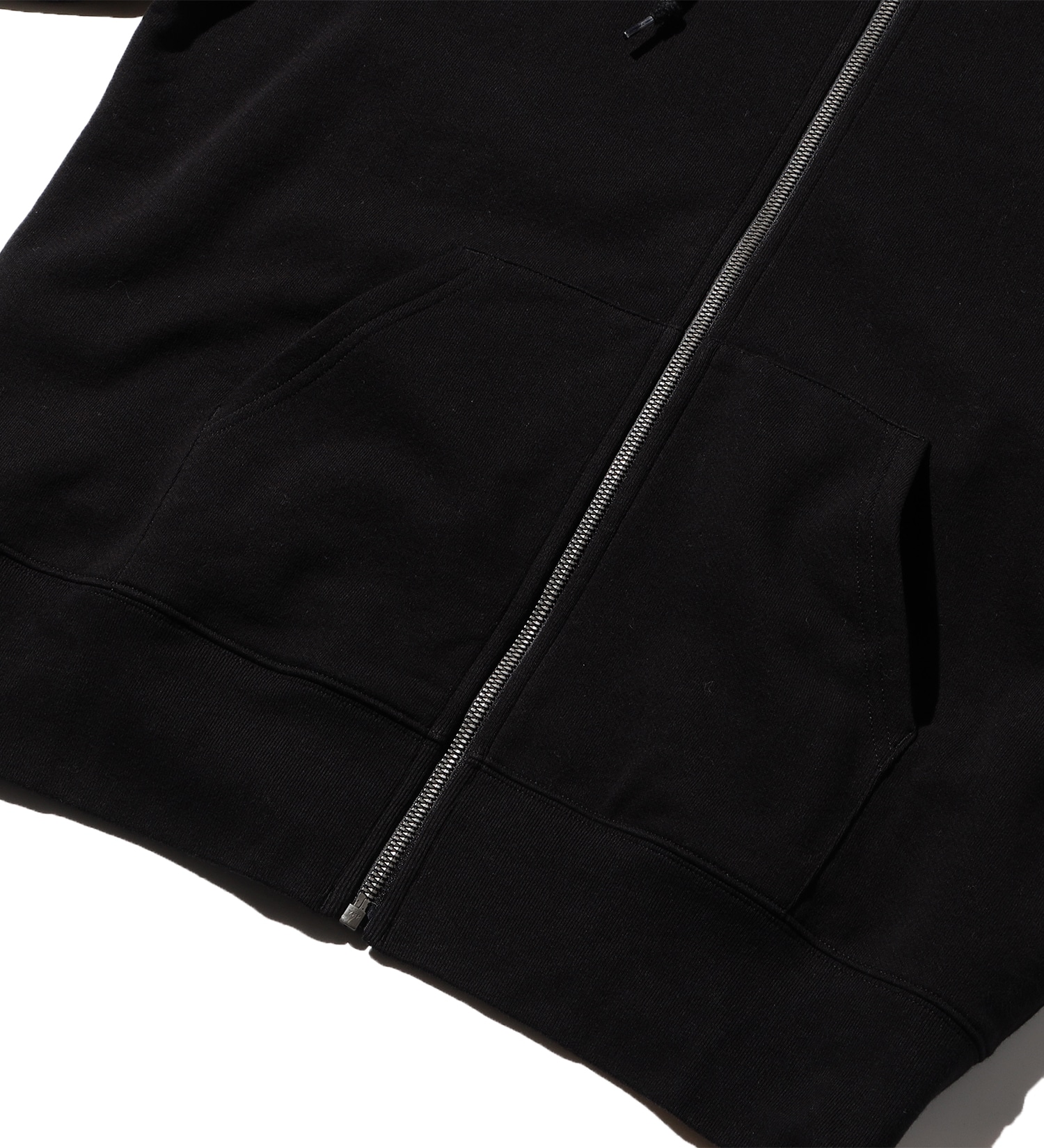 VALLEY APPAREL(バレー アパレル)のベーシックエンブレムジップパーカー|トップス/パーカー/メンズ|ブラック