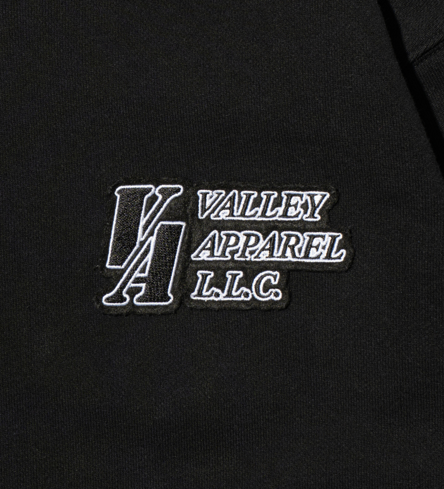 VALLEY APPAREL(バレー アパレル)のパッチ プルオーバーパーカー|トップス/パーカー/メンズ|ブラック