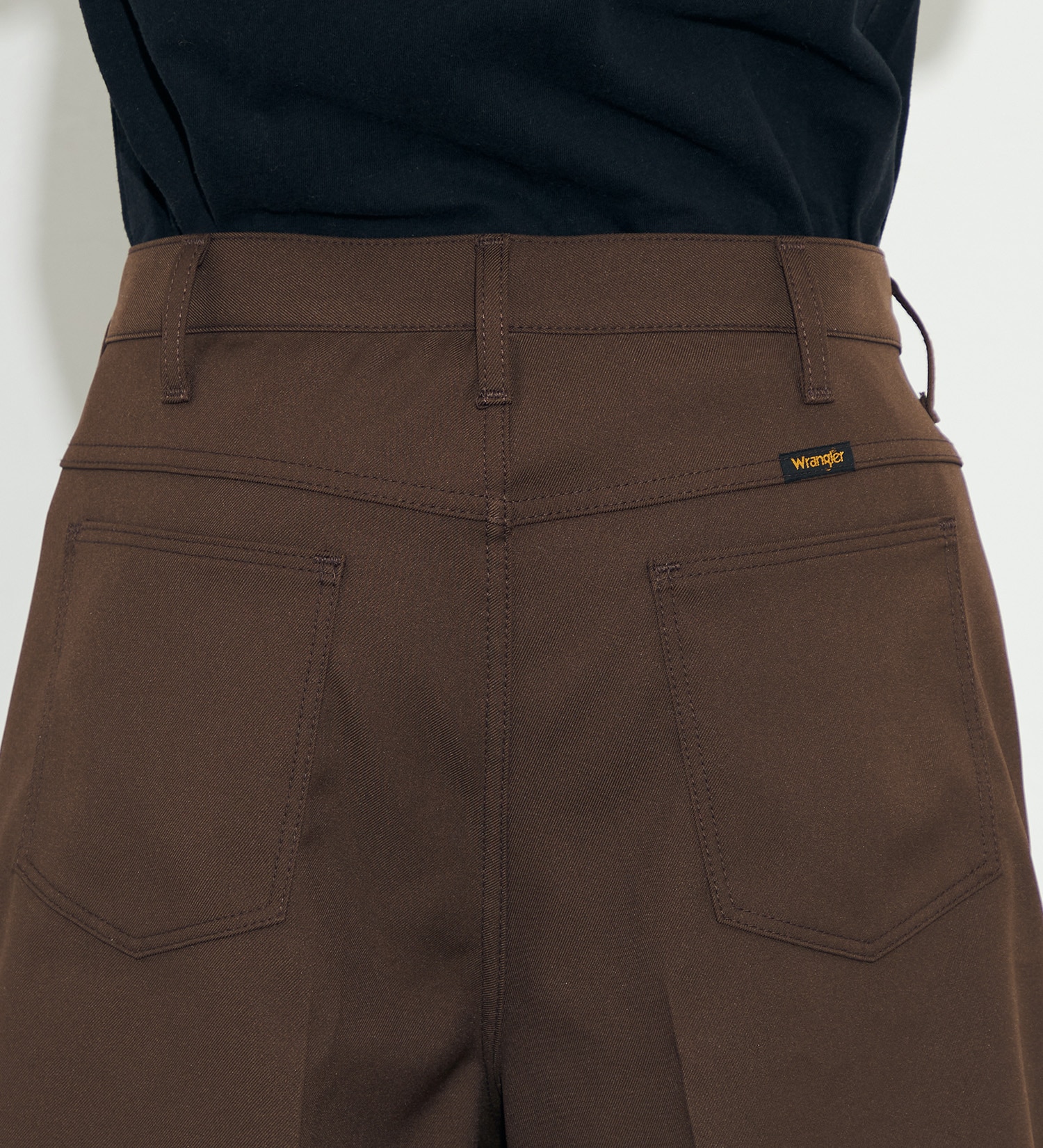 Wrangler(ラングラー)のWRANCHER タックスラックスショーツ|パンツ/パンツ/メンズ|ブラウン