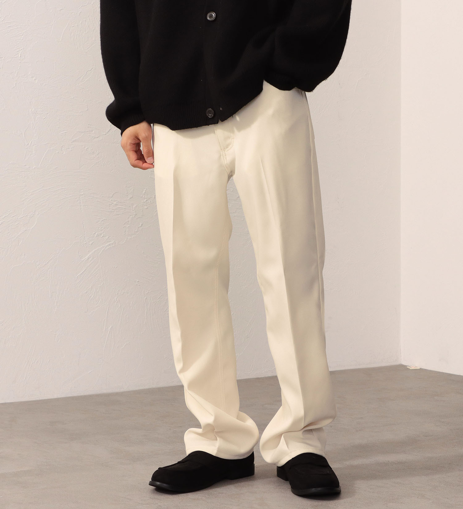 Wrangler(ラングラー)のWRANGLER WRANCHER/ランチャー フレアードレスパンツ（レングス71cm）【セットアップ対応】|パンツ/パンツ/メンズ|アイボリー