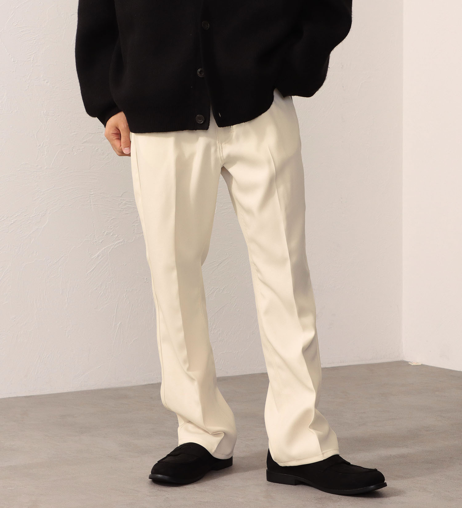 Wrangler(ラングラー)のWRANGLER WRANCHER/ランチャー フレアードレスパンツ（レングス71cm）【セットアップ対応】|パンツ/パンツ/メンズ|アイボリー