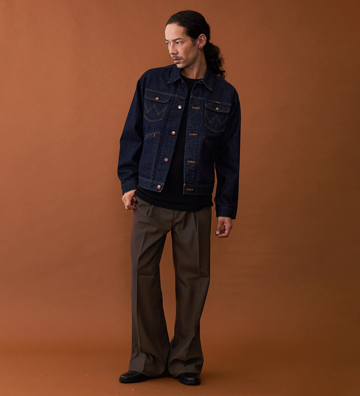 Wrangler(ラングラー)の【MENS】WRANCHER WIDE/ランチャーフレアーワイド|パンツ/パンツ/メンズ|ブラウン