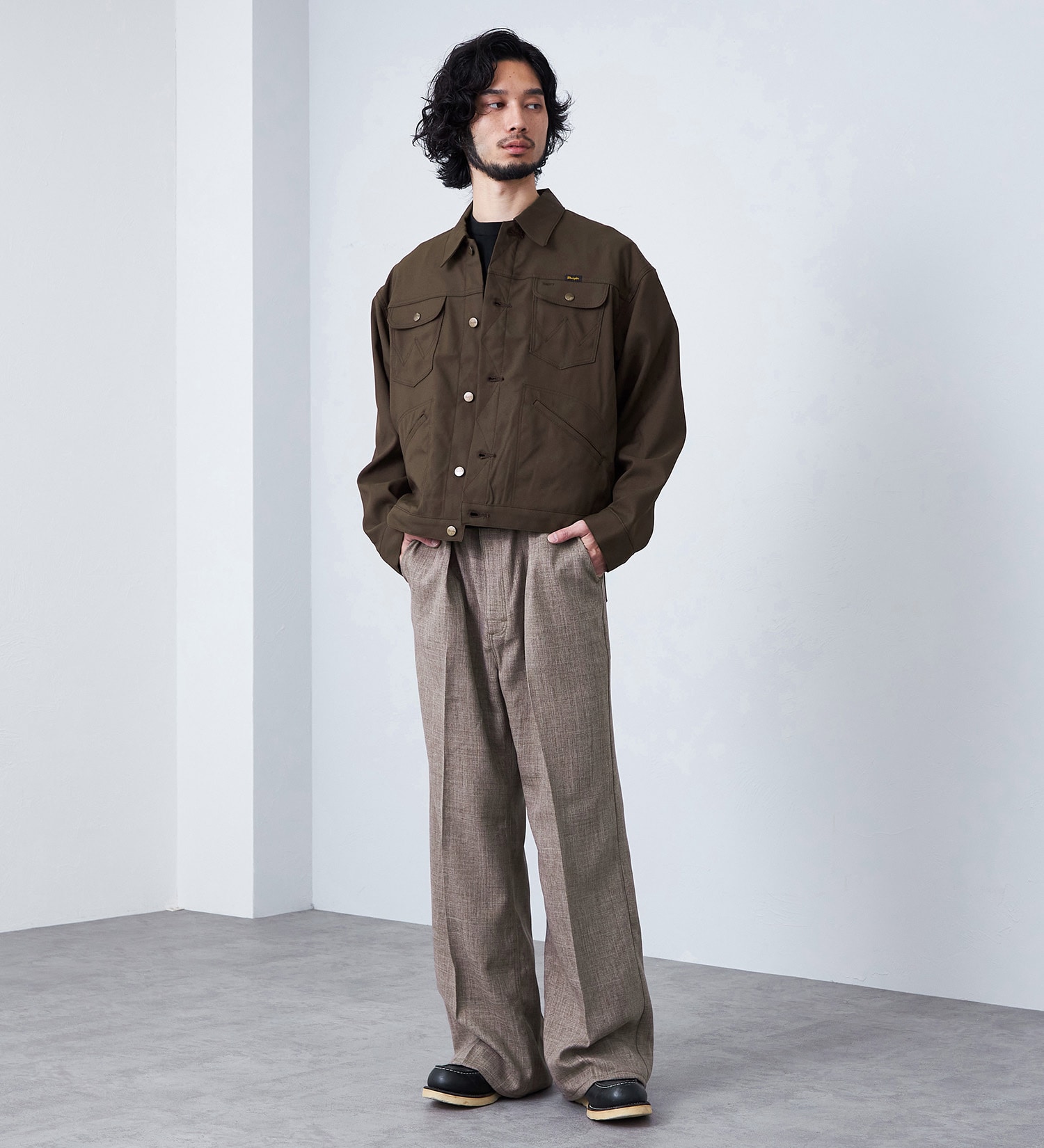 Wrangler(ラングラー)の【MENS】WRANCHER WIDE/【リネンライク】ランチャーフレアーワイド|パンツ/パンツ/メンズ|ベージュ