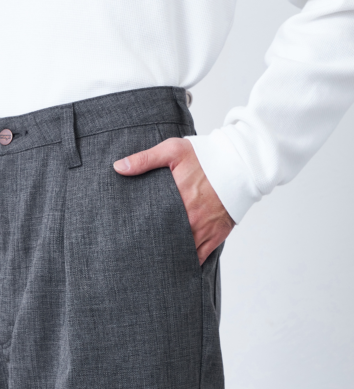 Wrangler(ラングラー)の【MENS】WRANCHER WIDE/【リネンライク】ランチャーフレアーワイド|パンツ/パンツ/メンズ|チャコール