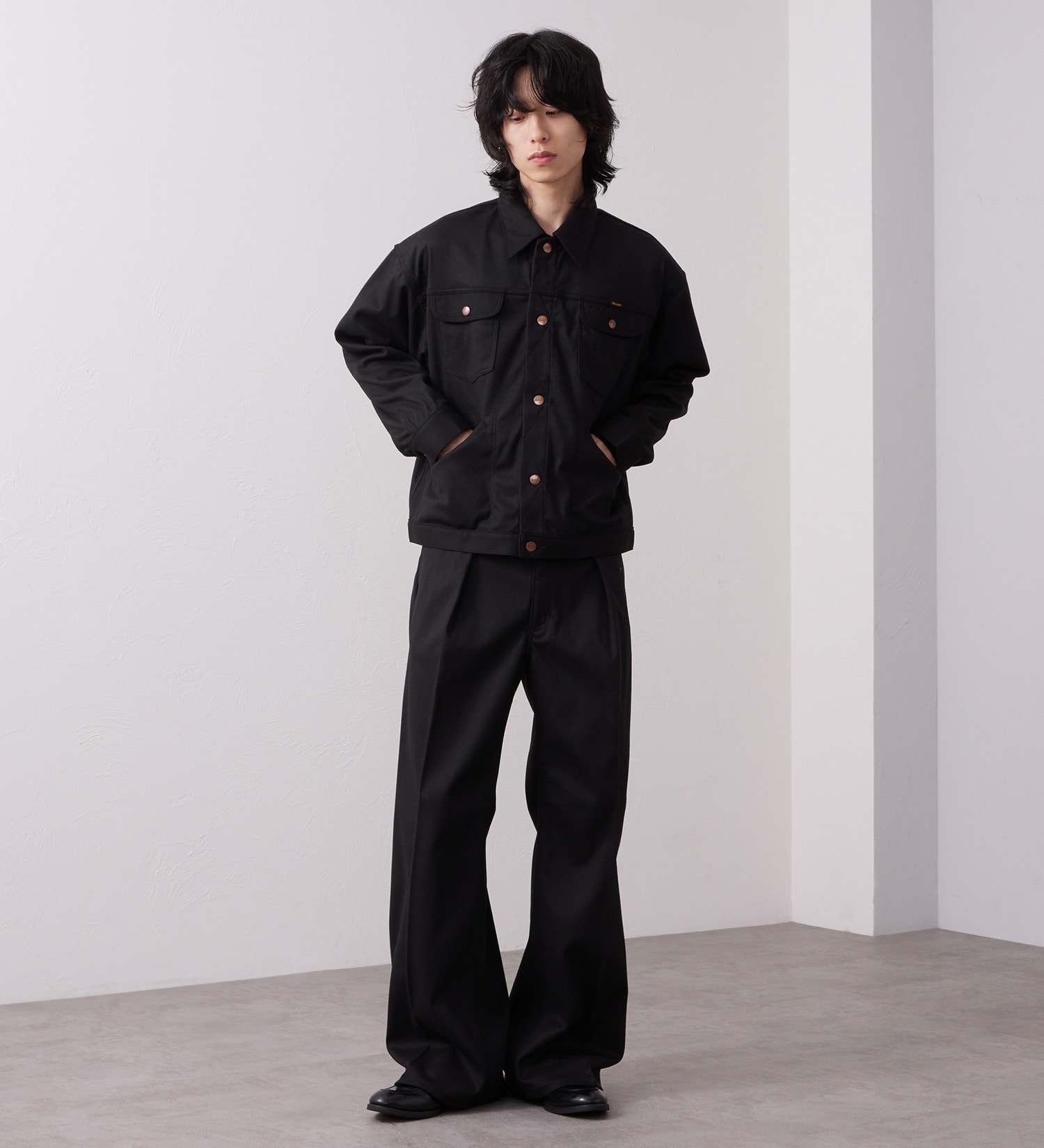 Wrangler(ラングラー)のWRANCHER WIDE/ランチャーフレアーワイド フランネル【メンズ/セットアップ対応/暖】|パンツ/パンツ/メンズ|ブラック
