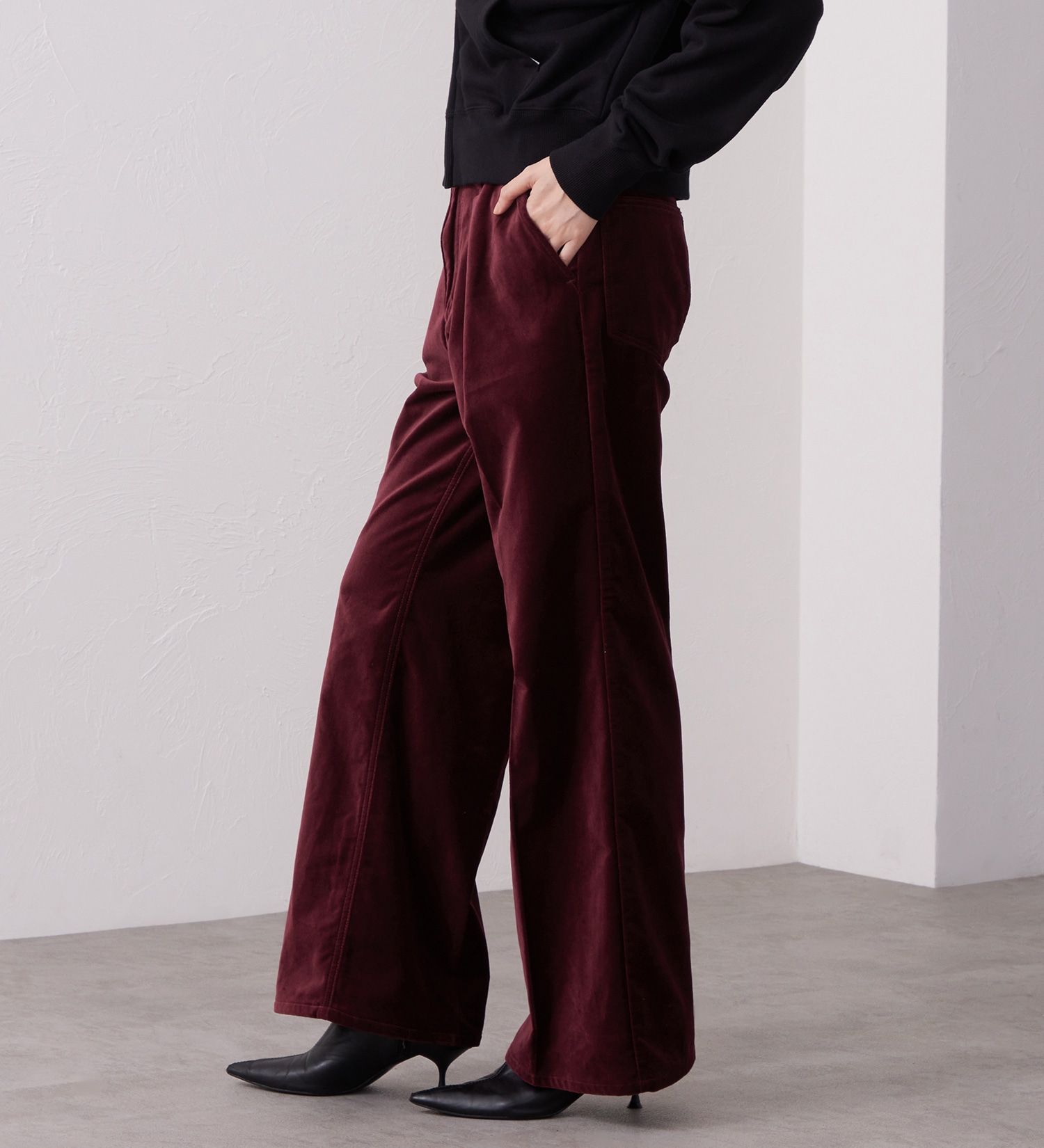 Wrangler(ラングラー)のWRANCHER WIDE/ランチャーフレアーワイド ベロア【レディース/暖】|パンツ/パンツ/レディース|ワイン