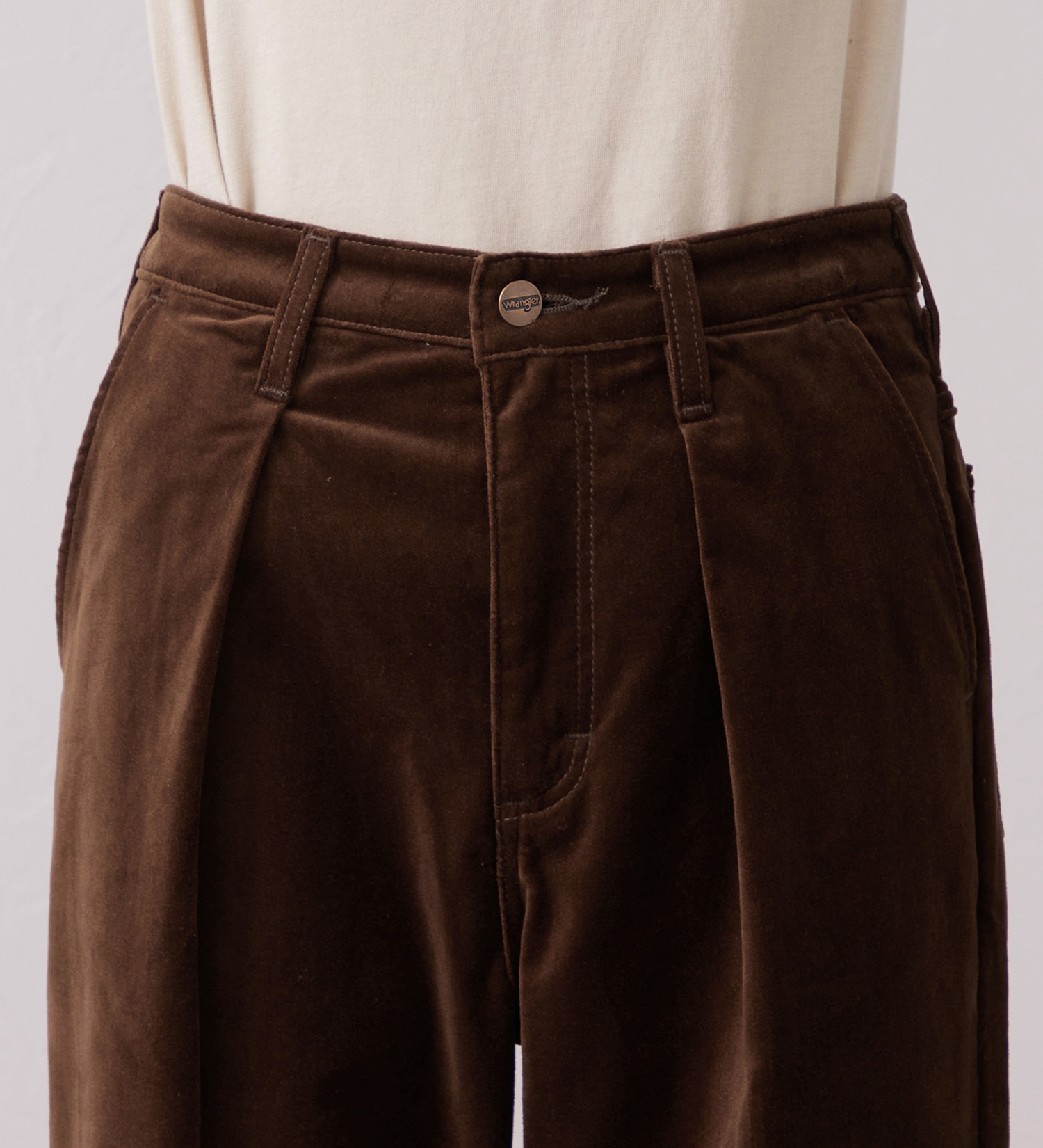 Wrangler(ラングラー)のWRANCHER WIDE/ランチャーフレアーワイド ベロア【レディース/暖】|パンツ/パンツ/レディース|ブラウン
